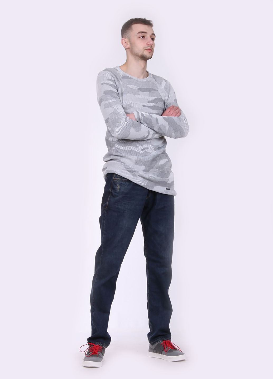 Серый демисезонный свитер Mtp