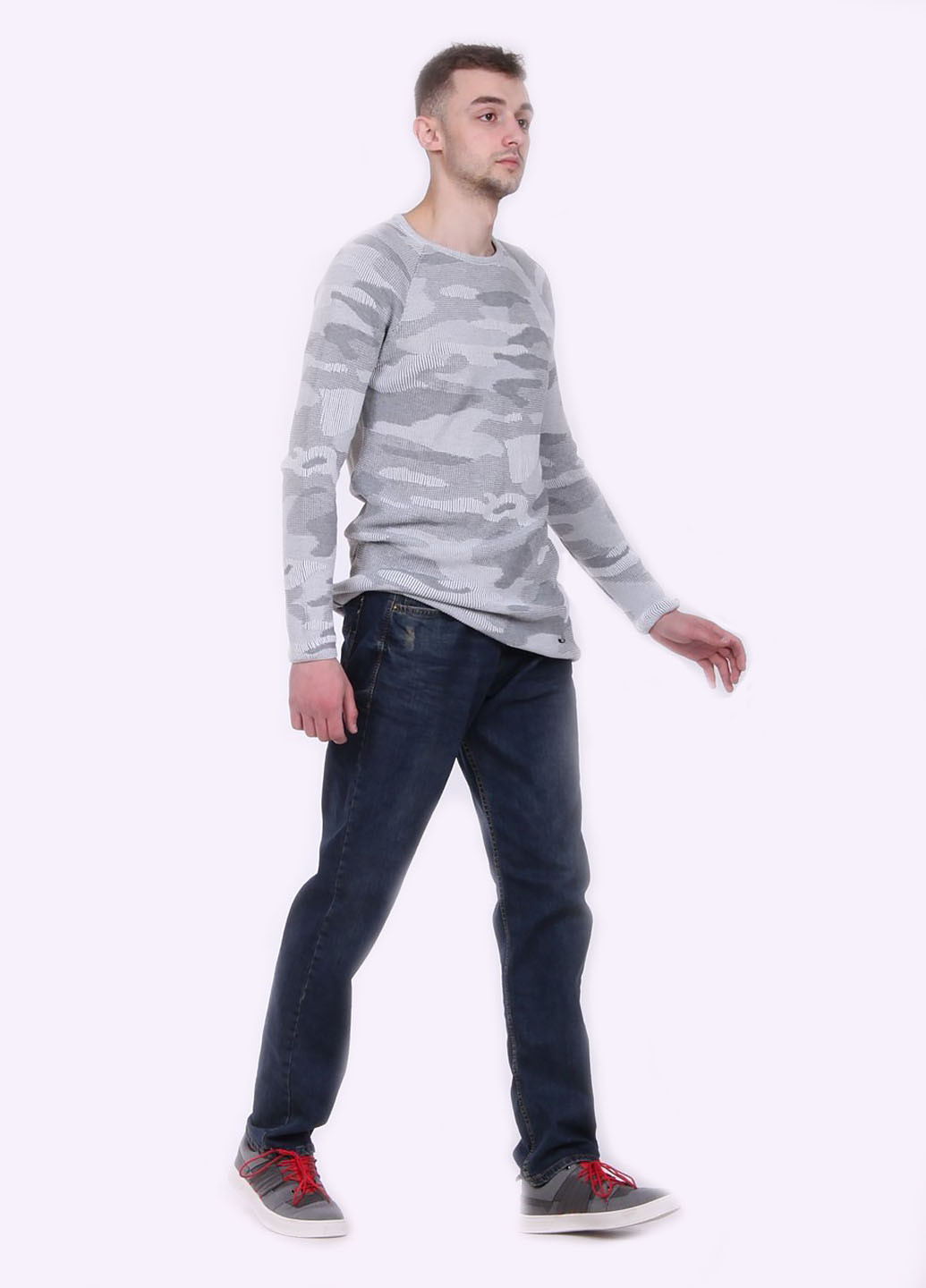 Серый демисезонный свитер Mtp