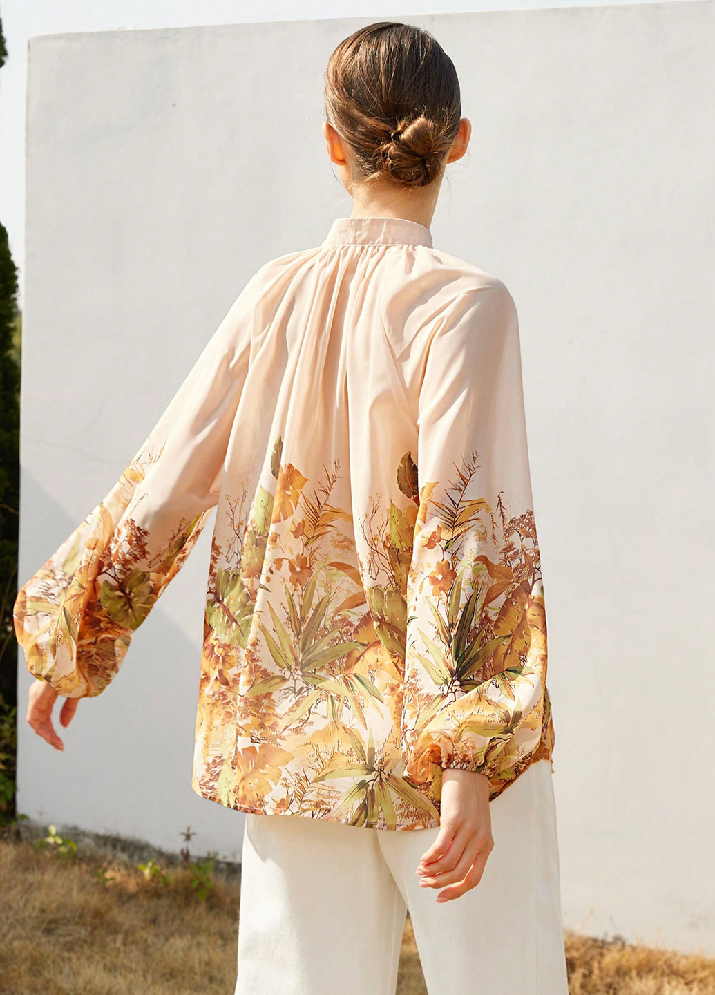 Пудрова блуза SHEIN