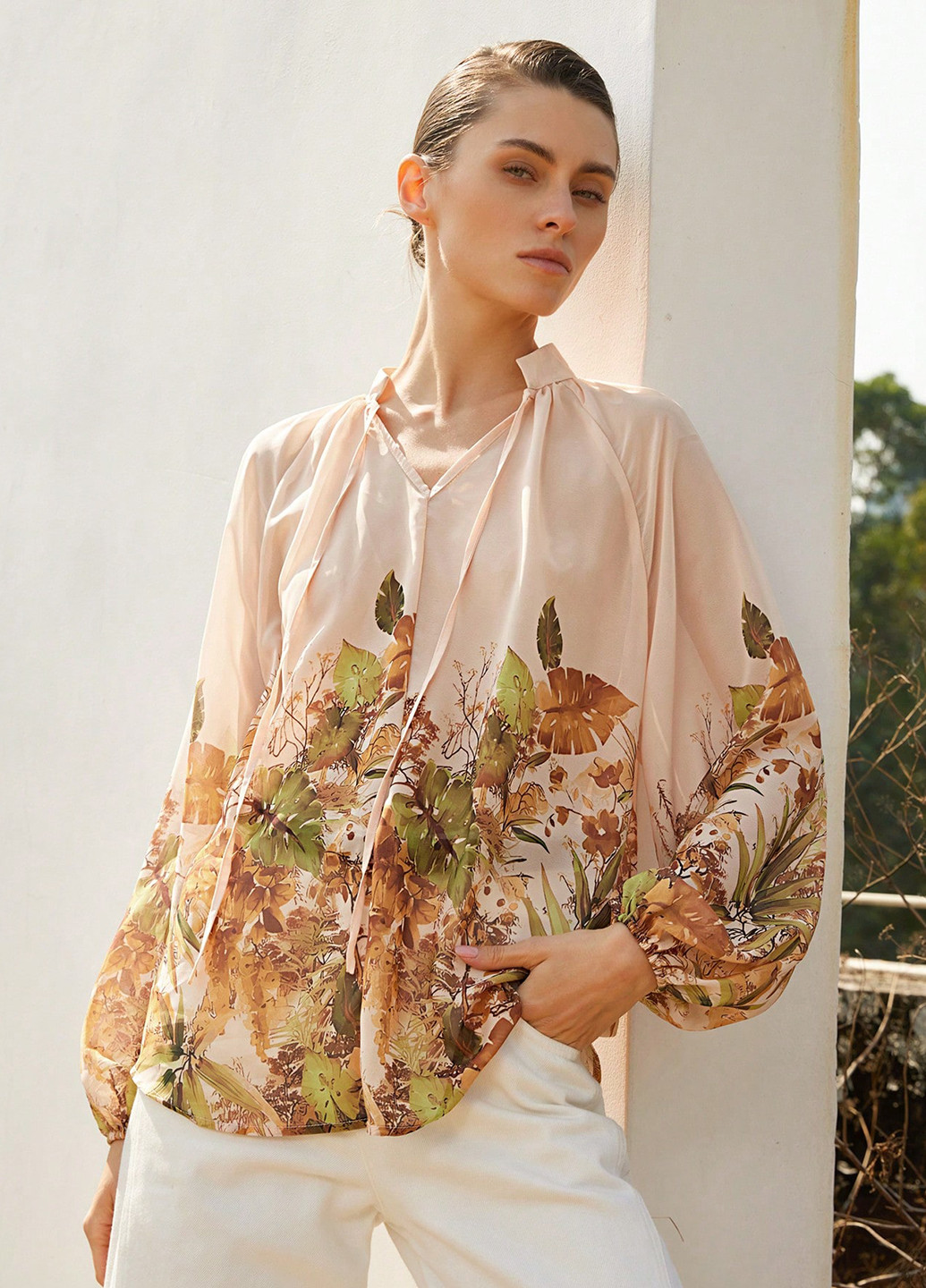 Пудрова блуза SHEIN