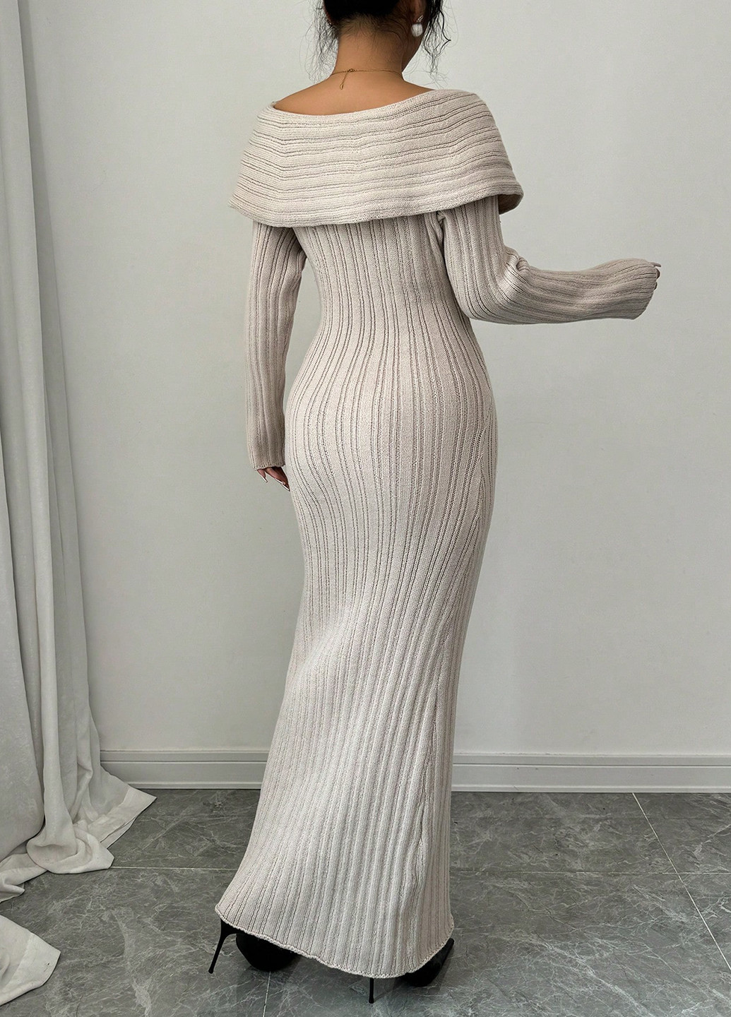 Молочна кежуал сукня сукня светр, з відкритими плечима SHEIN однотонна