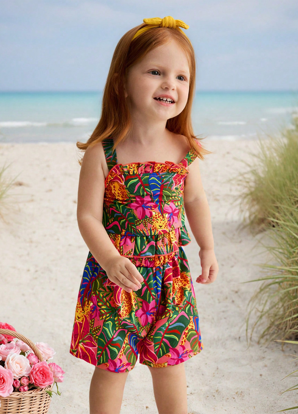 Фуксиновый летний костюм (майка, шорты) SHEIN