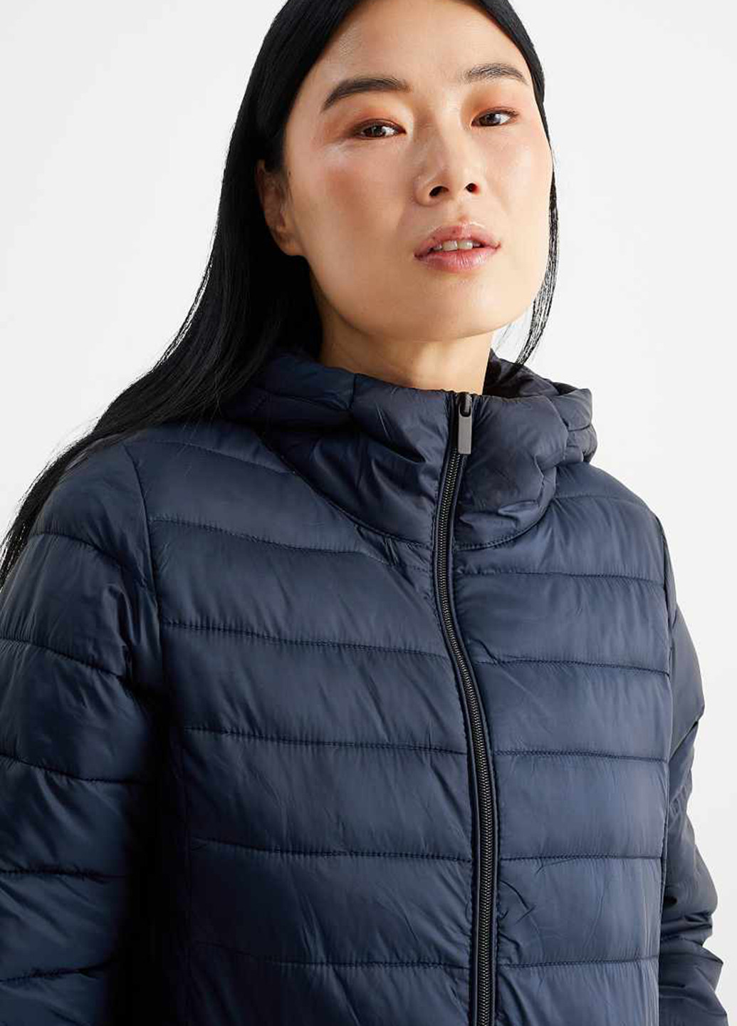 Темно-синя демісезонна куртка C&A