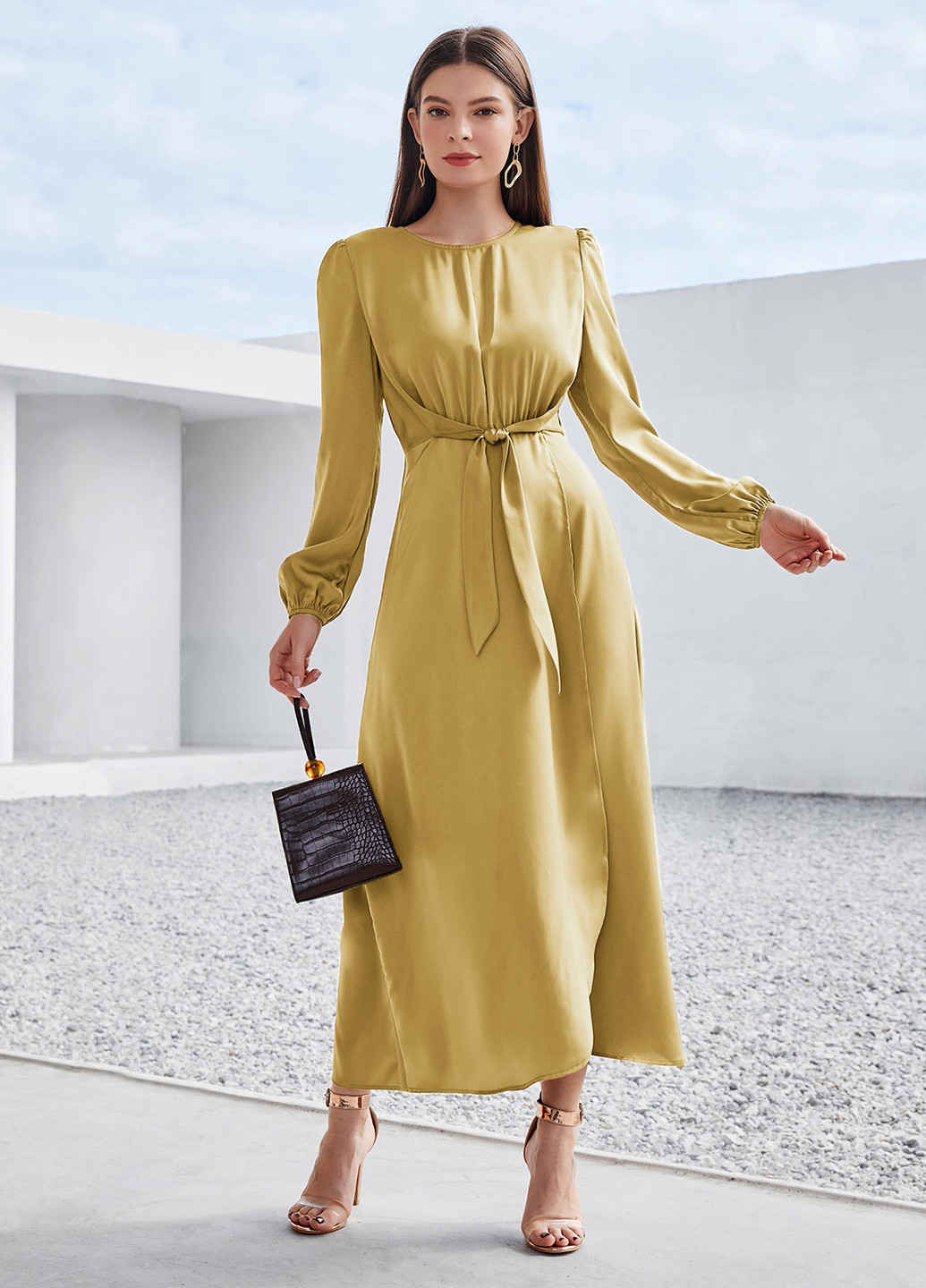 Горчичное коктейльное, кэжуал платье на запах SHEIN однотонное
