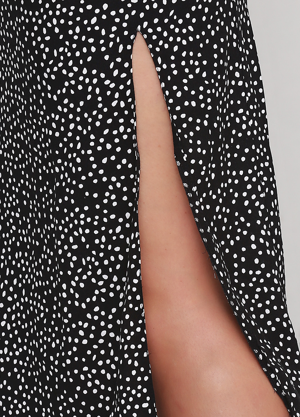 Черно-белая кэжуал в горошек юбка H&M