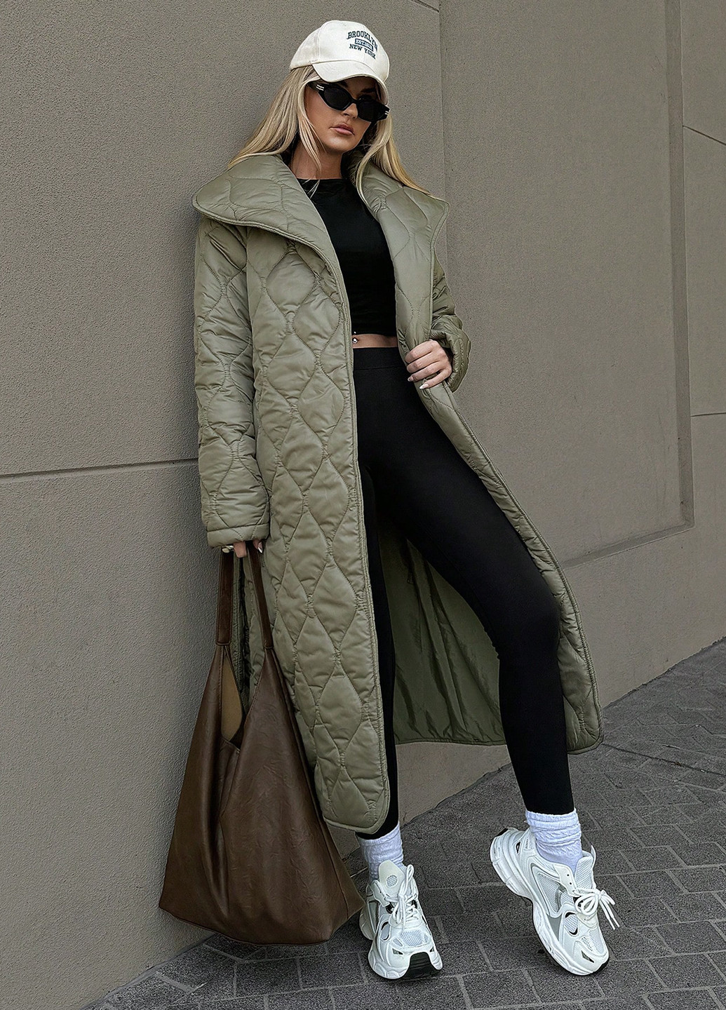 Оливкове зимнє Пальто однобортне SHEIN