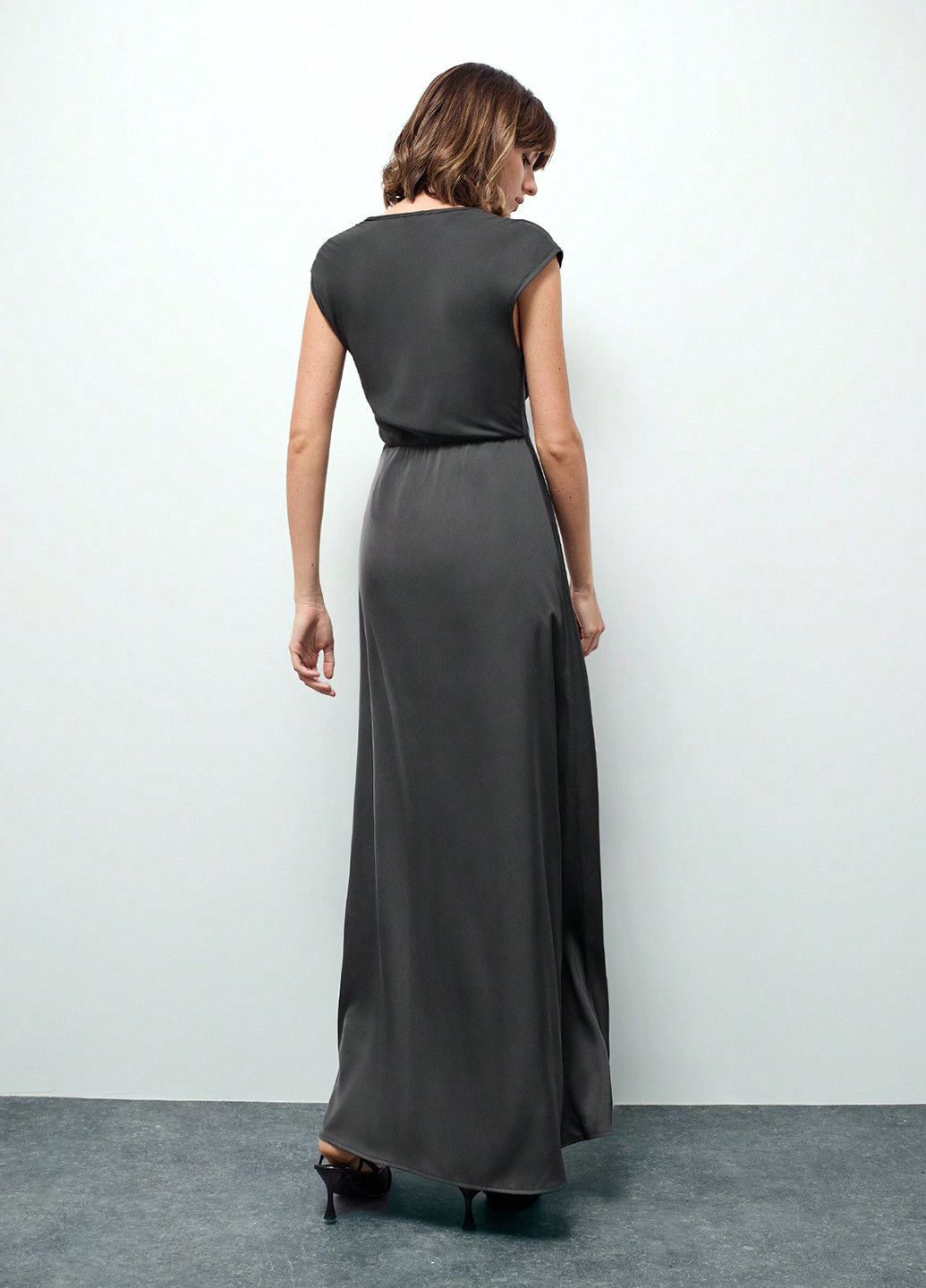 Темно-серое вечернее платье SHEIN однотонное