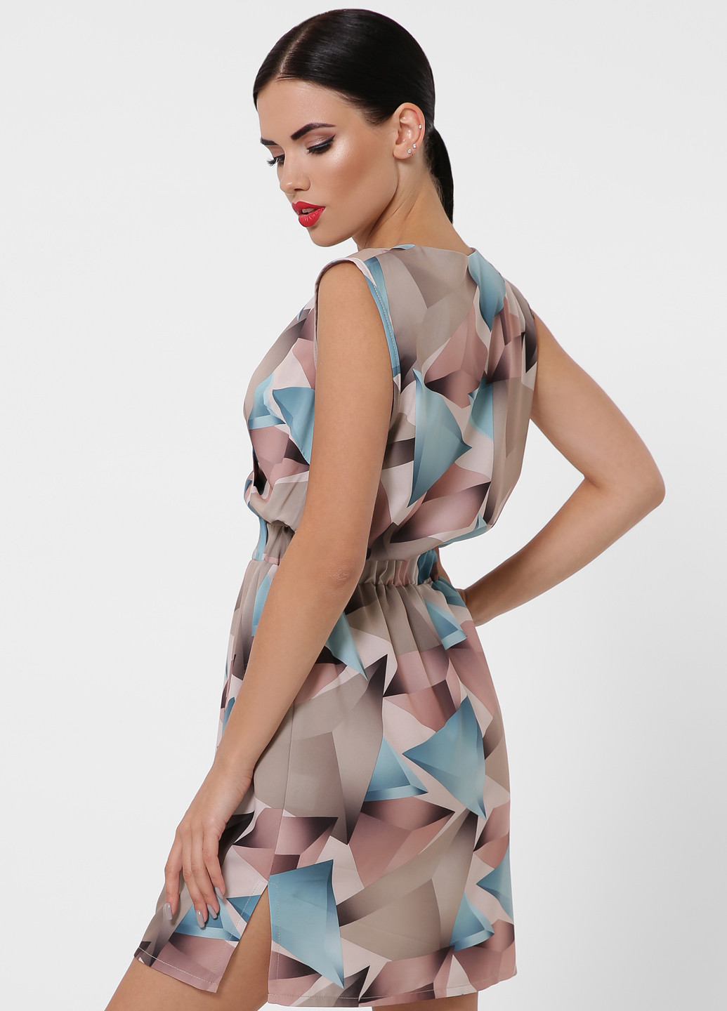 Бежевое кэжуал платье на запах Fashion Up с абстрактным узором