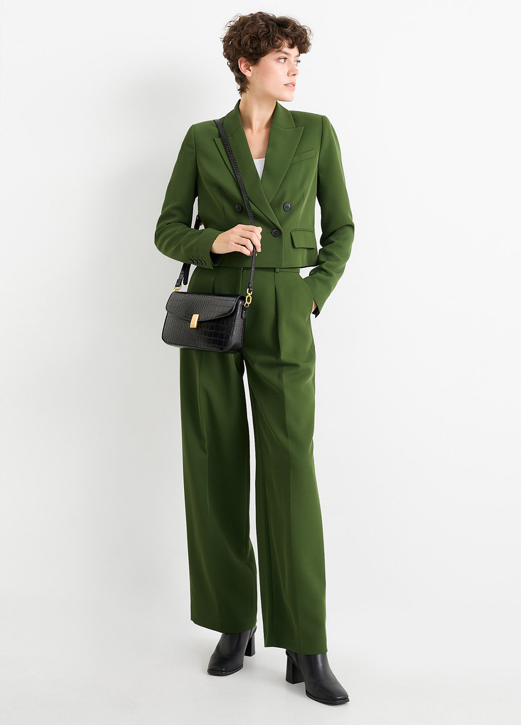 Зеленый женский жакет C&A однотонный - демисезонный