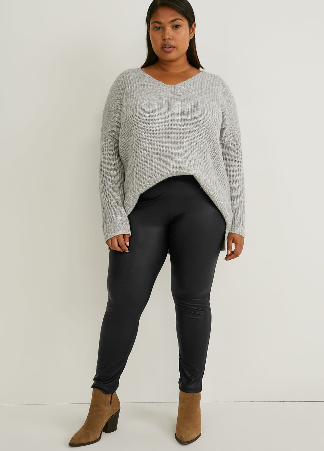 Черные демисезонные леггинсы C&A