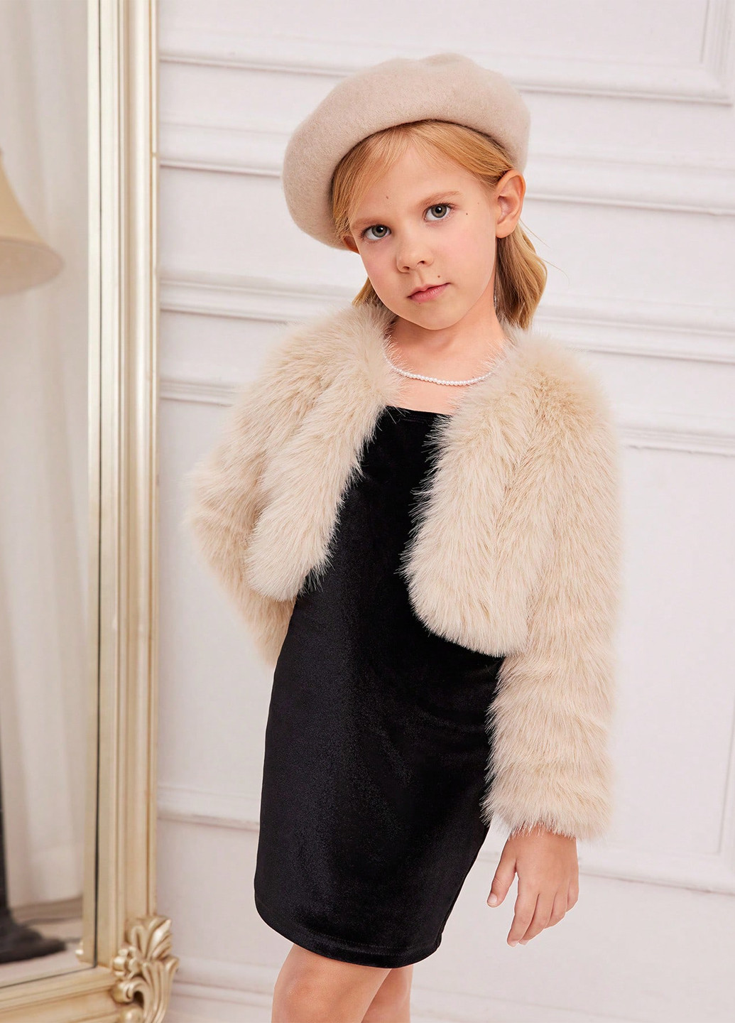 Комбинированный зимний комплект (платье, полушубок) SHEIN