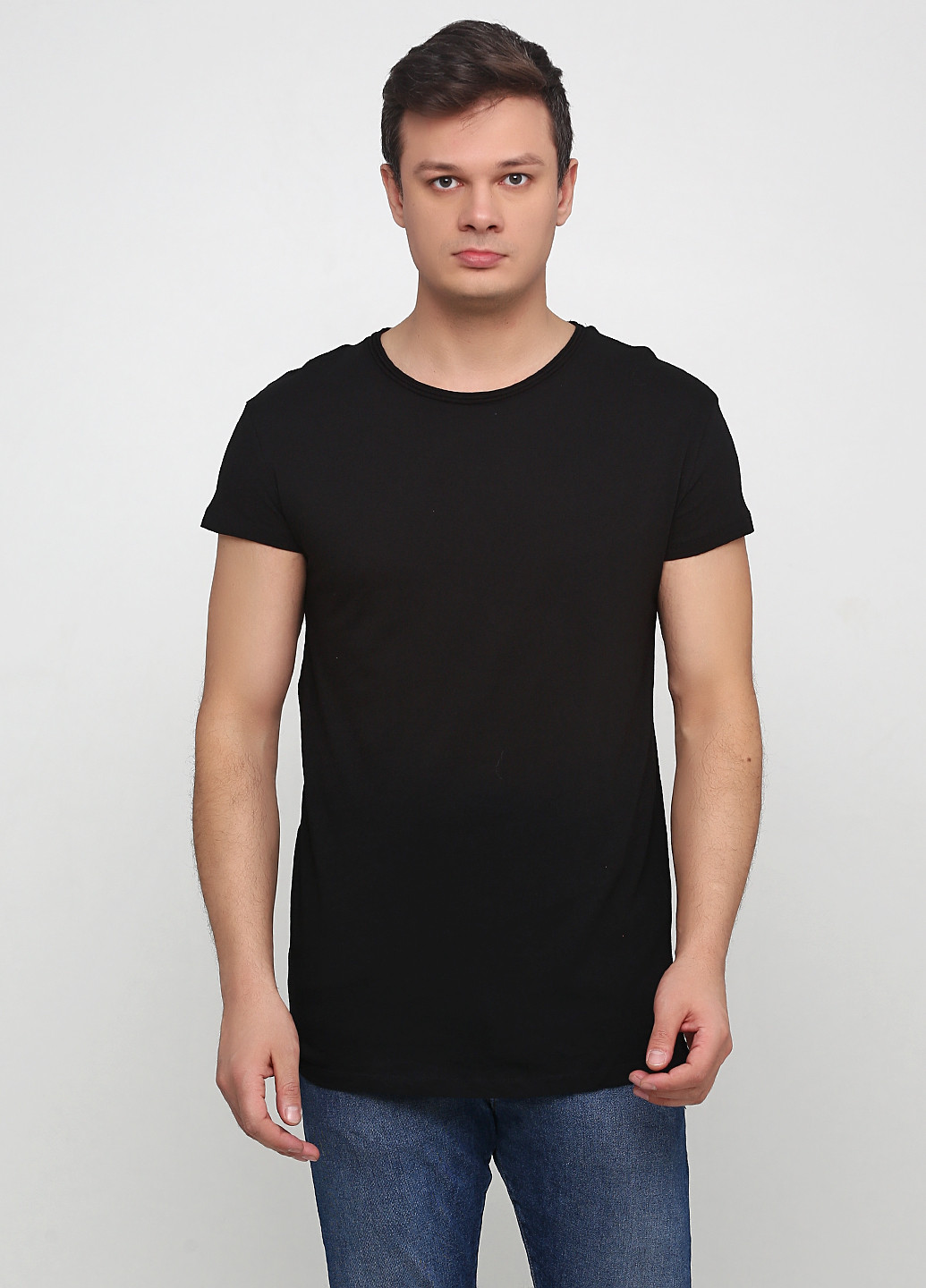 Чорна футболка Terranova