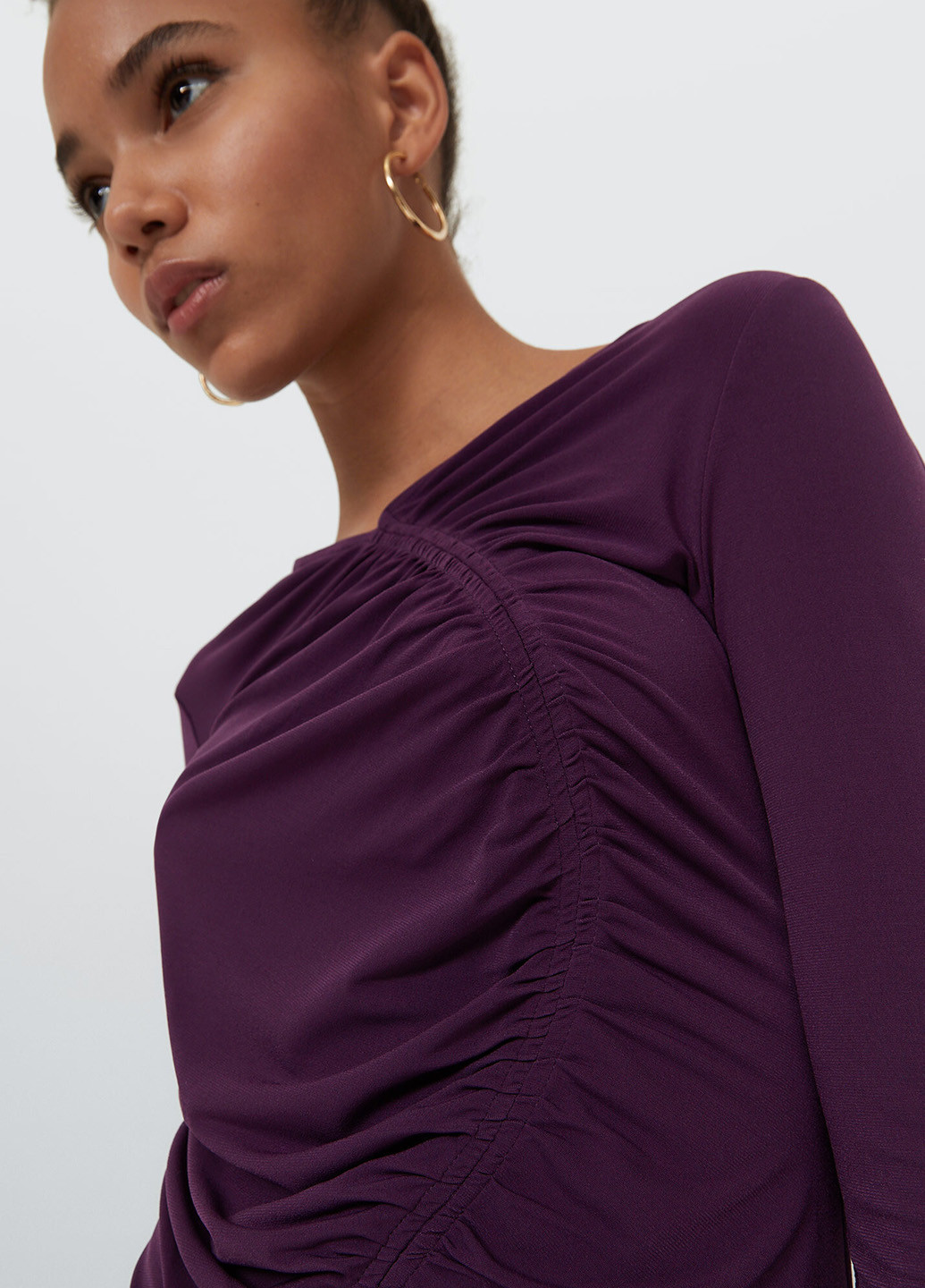 Фиолетовое деловое, кэжуал платье силуэтная Stradivarius однотонное