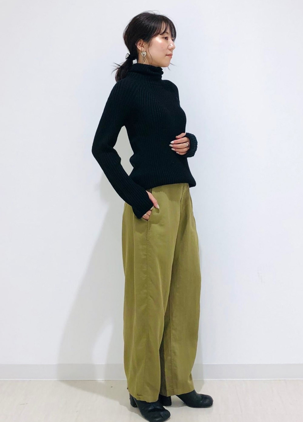 Брюки Uniqlo (322455730)