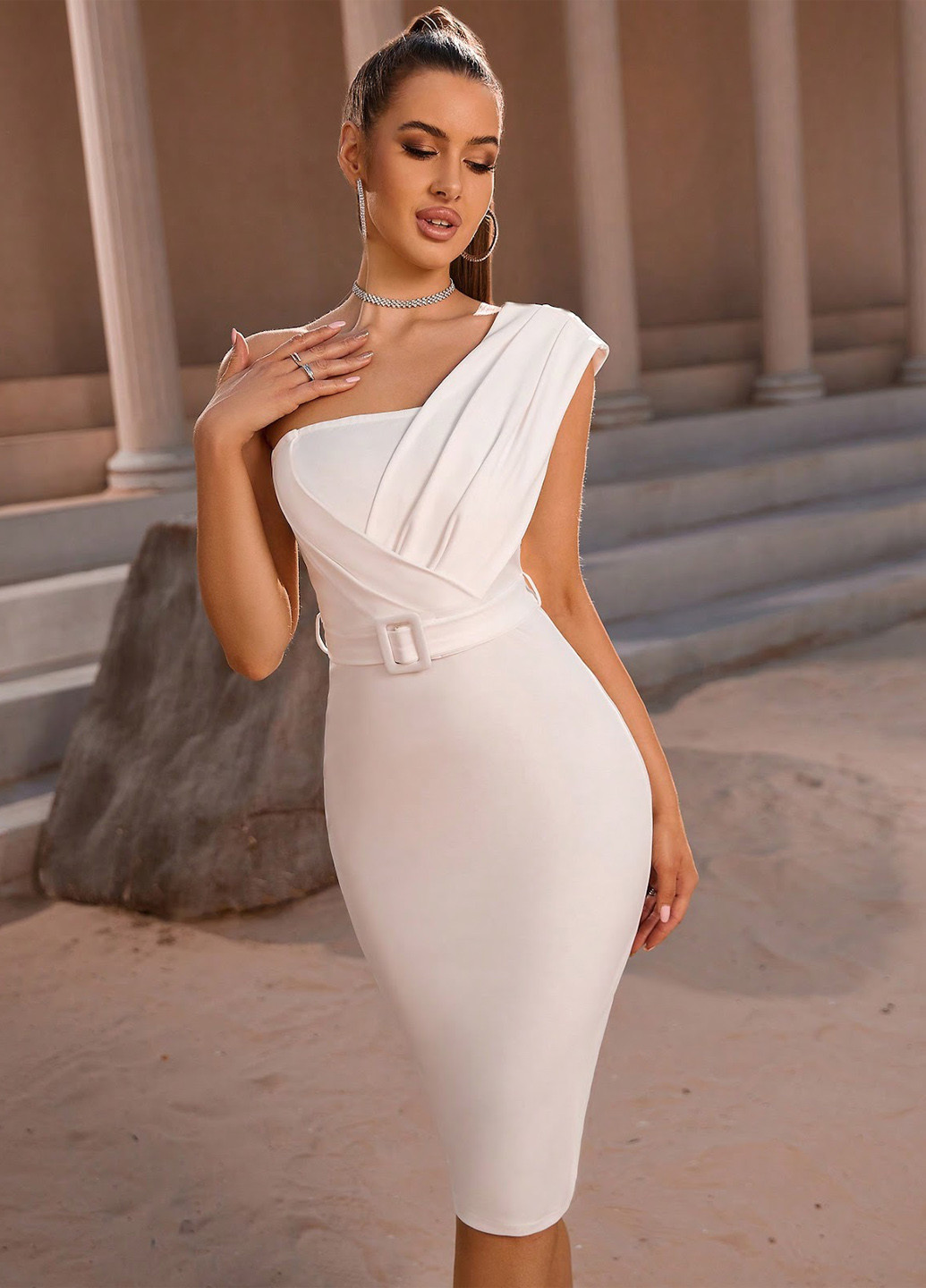 Молочна вечірня, коктейльна сукня на одне плече SHEIN однотонна