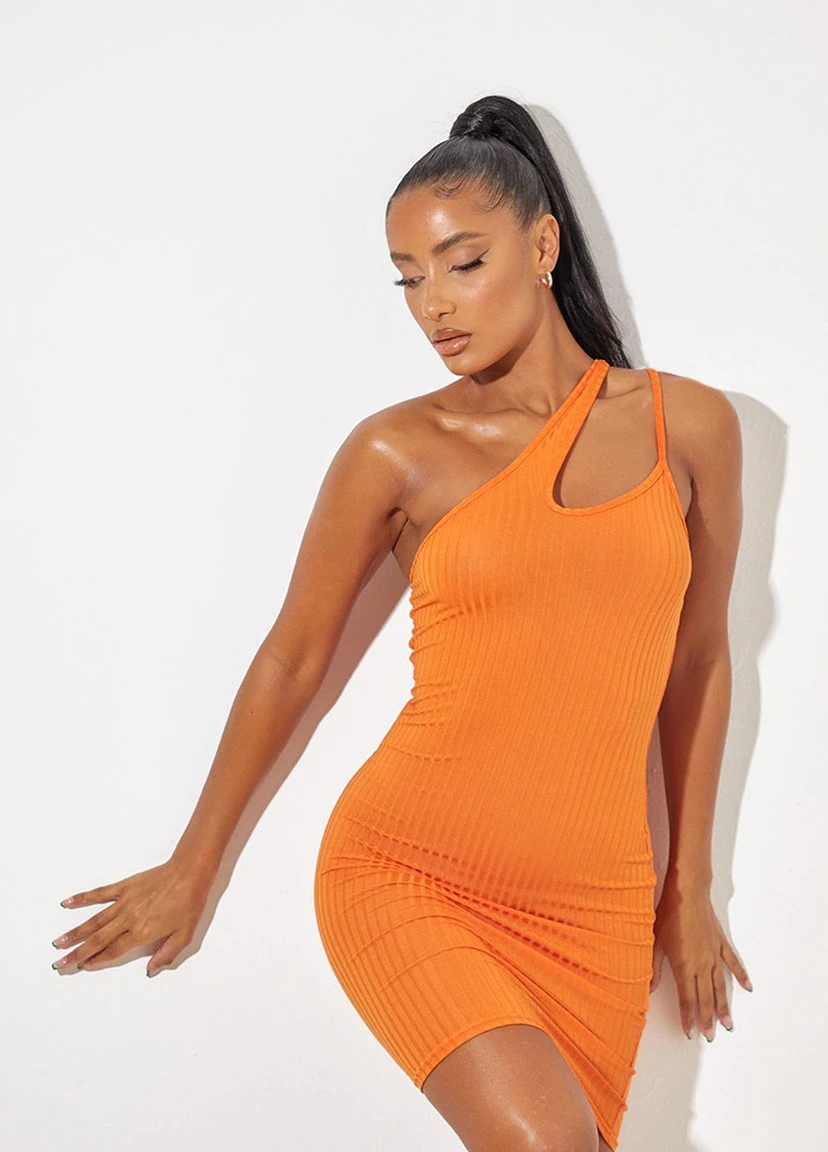 Оранжевое повседневный сукня PrettyLittleThing однотонное