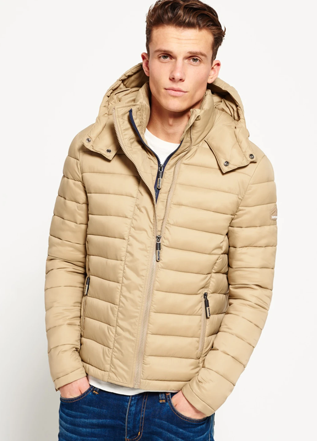 Песочная демисезонная куртка Superdry