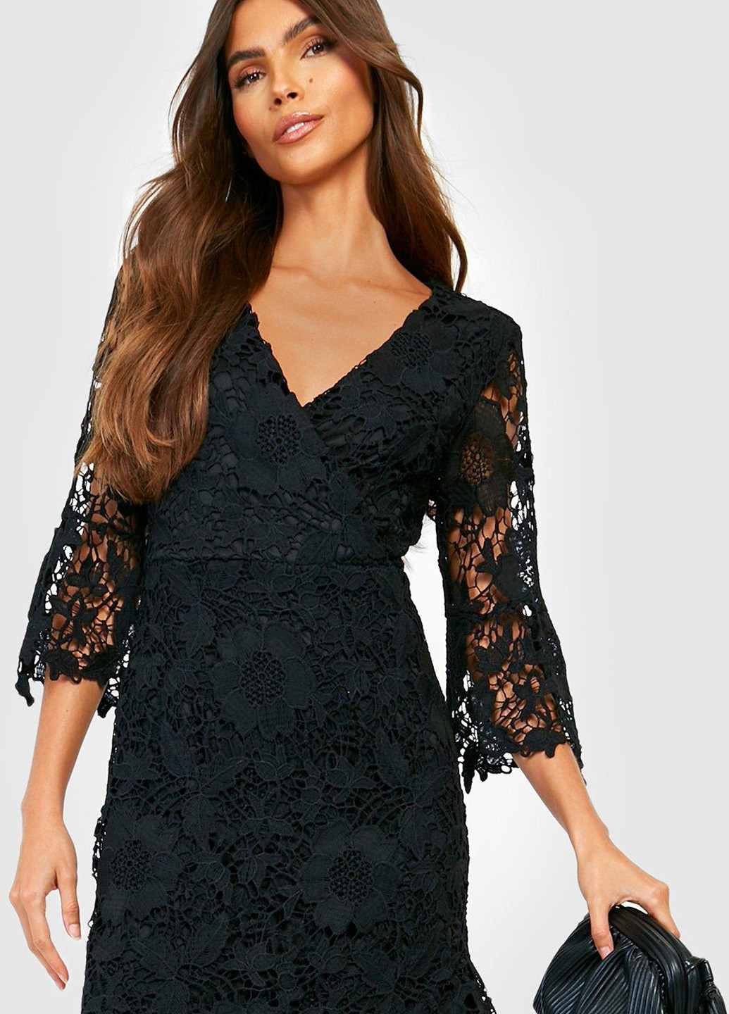 Черное вечернее платье Boohoo однотонное