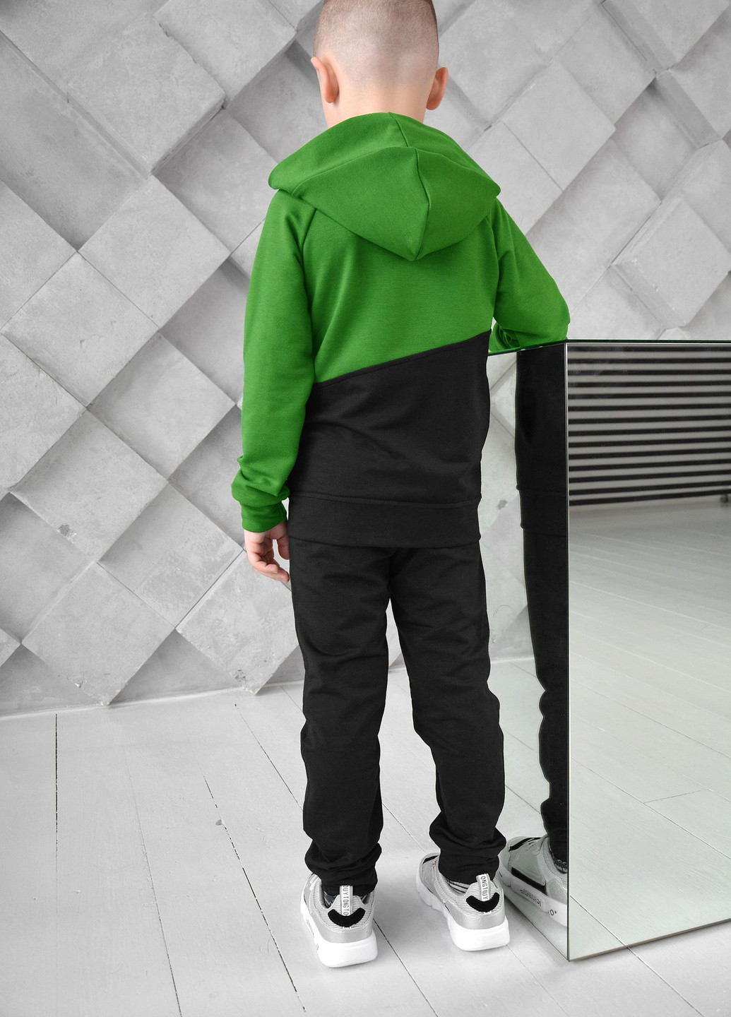 Светло-зеленый демисезонный спортивный костюм ZM