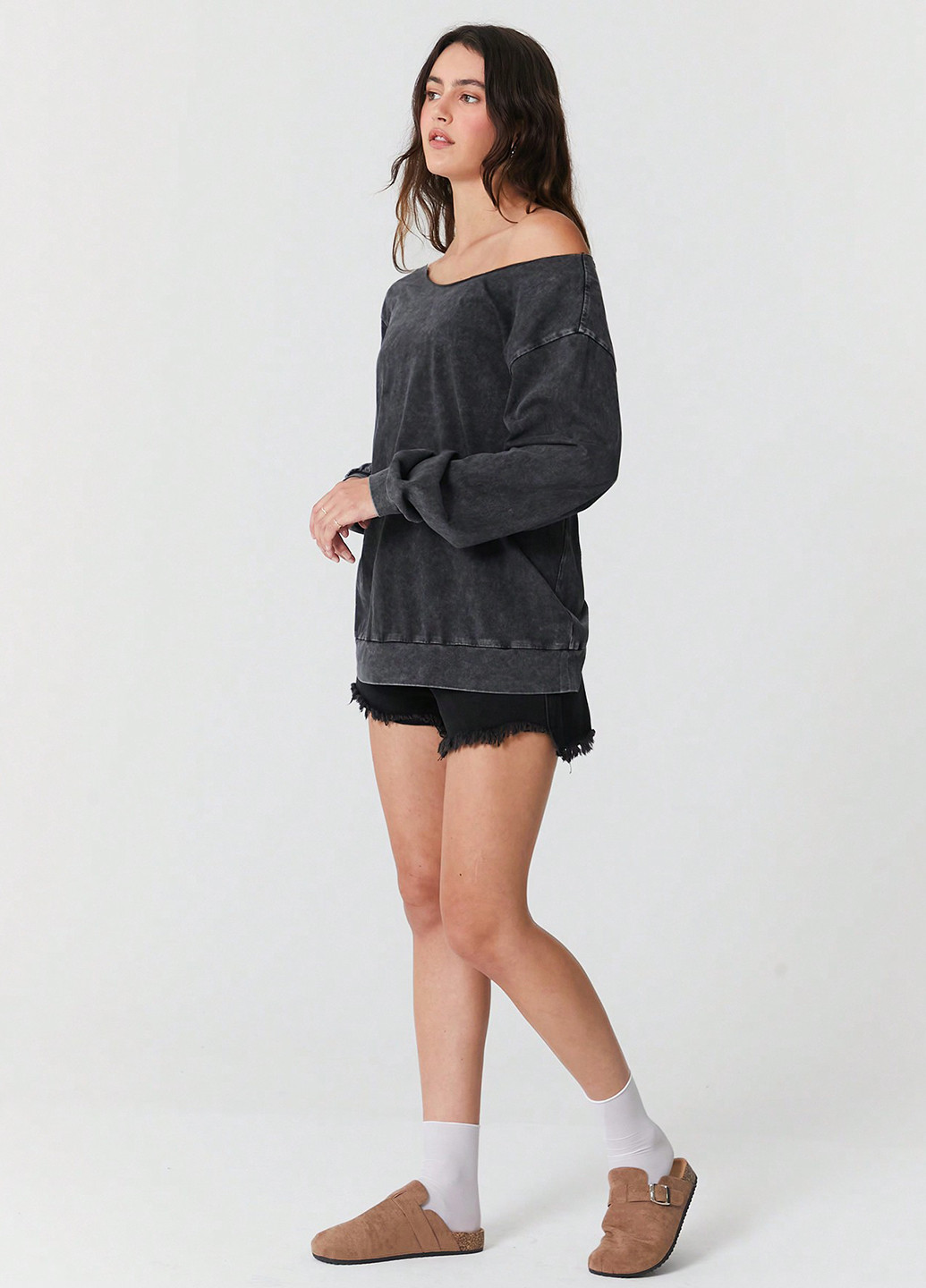 Темно-серый свитшот SHEIN варенка без декора (338186738)