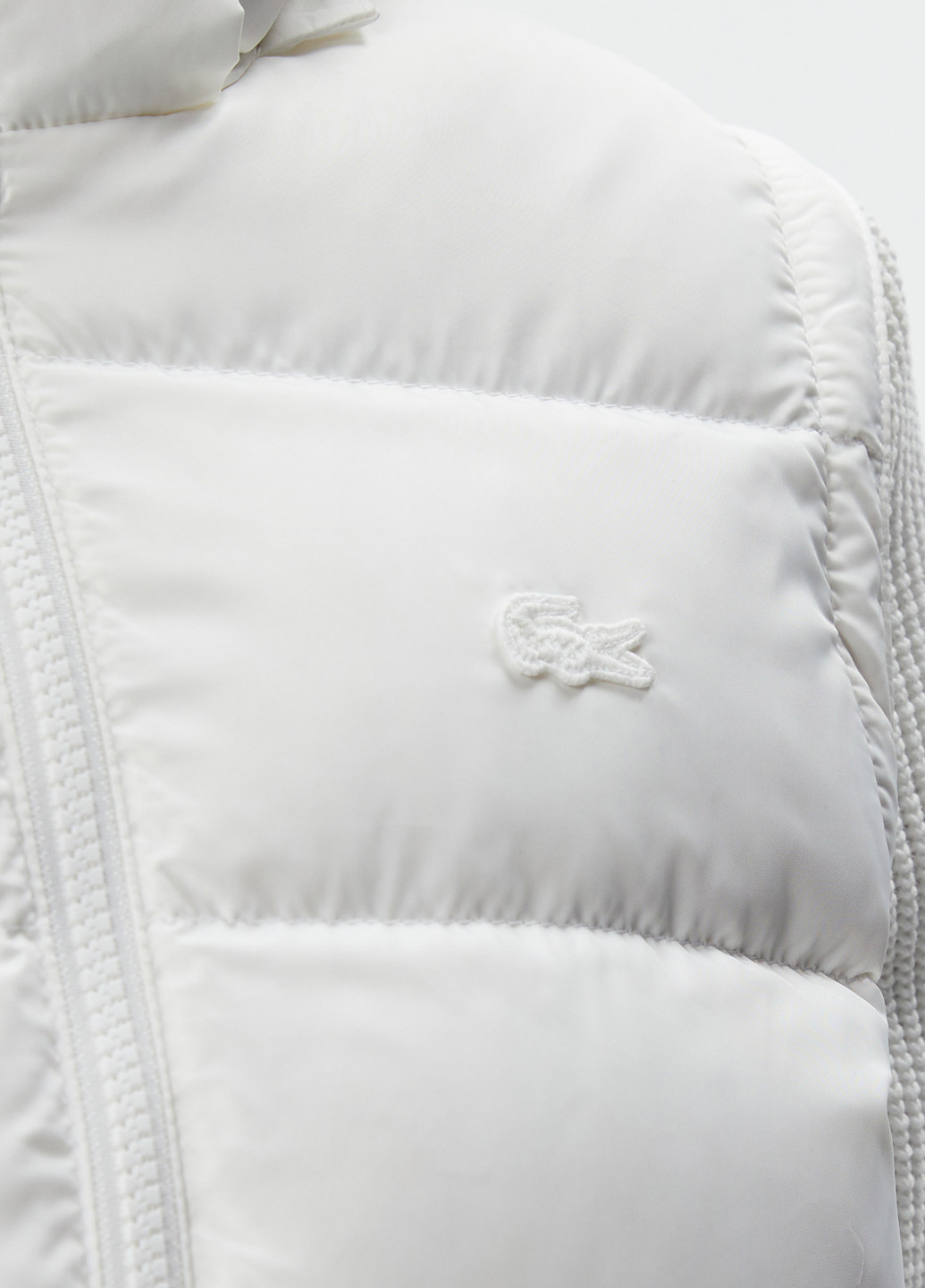Белая демисезонная куртка куртка-трансформер Lacoste
