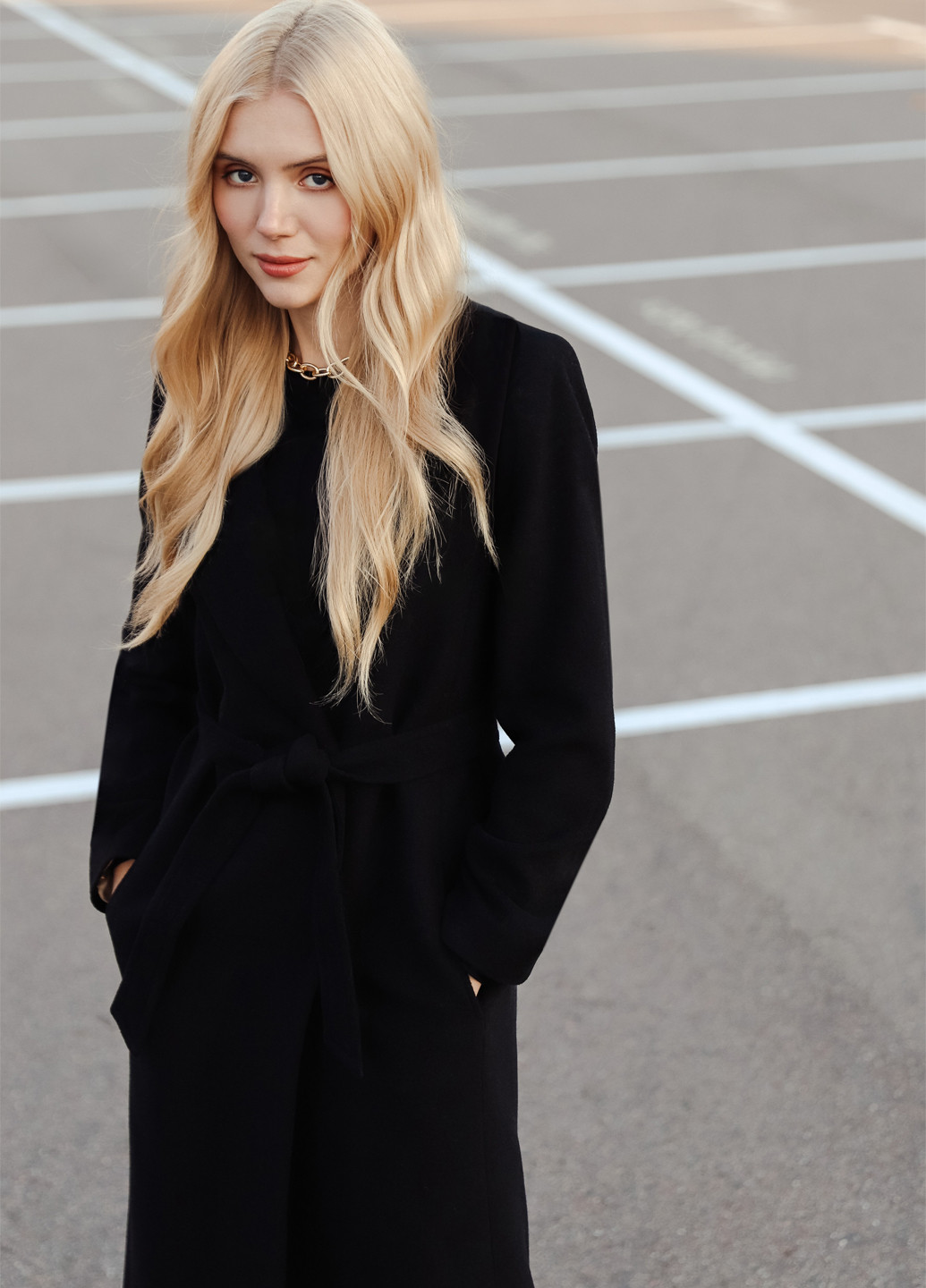 Черное демисезонное Пальто Florens