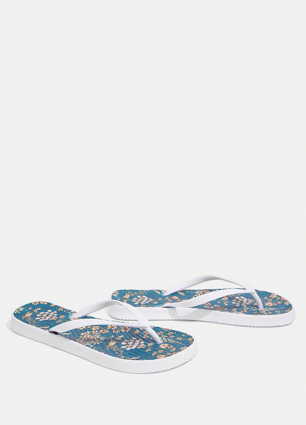 Белые кэжуал, пляжные шлепанцы SHEIN с белой подошвой