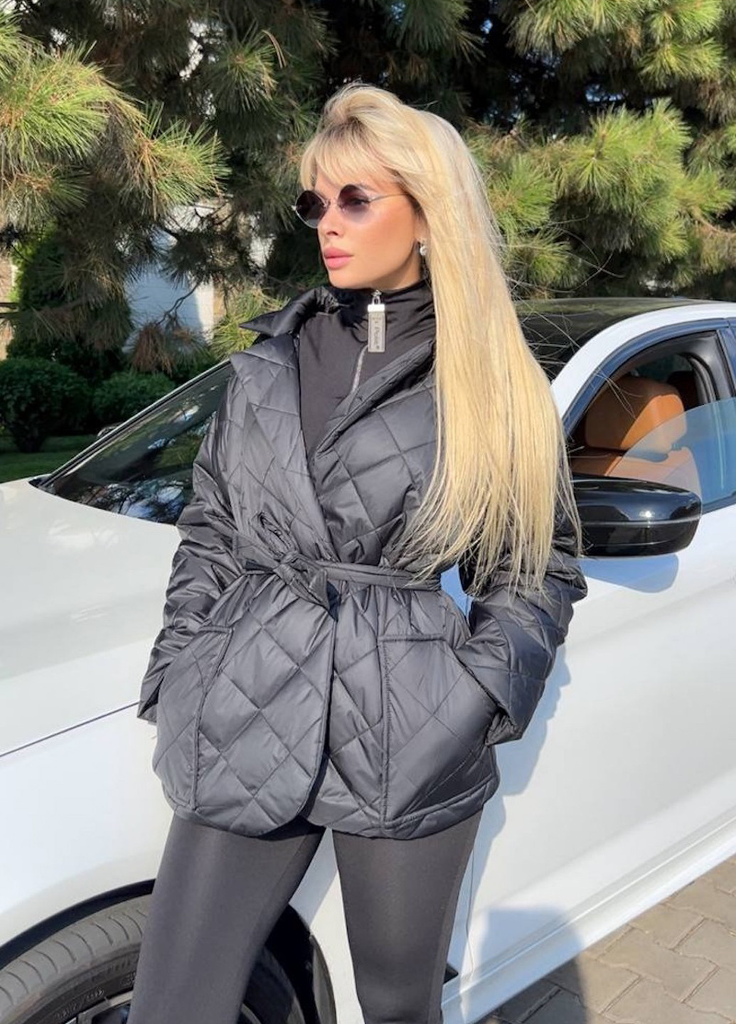 Черная демисезонная куртка No Brand