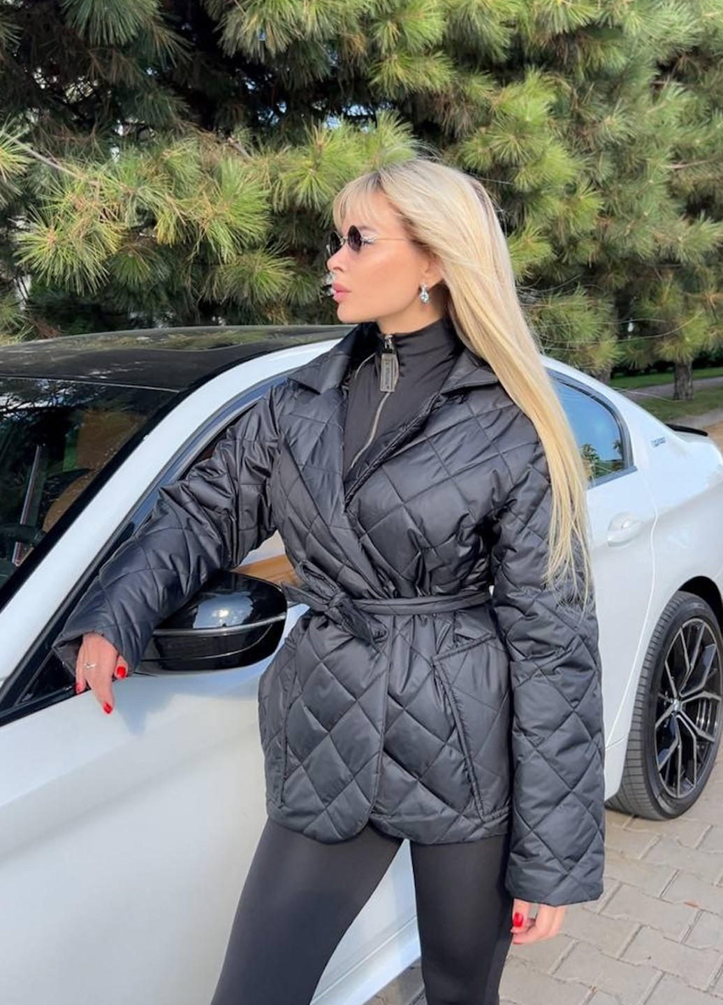 Черная демисезонная куртка No Brand