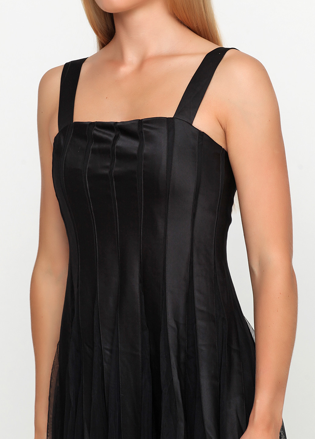 Черное кэжуал платье клеш Sara Kelly однотонное