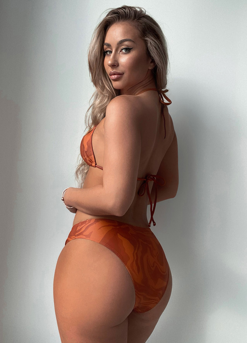 Светло-коричневый летний купальник (лиф, трусики, топ, юбка) раздельный, топ, бикини SHEIN