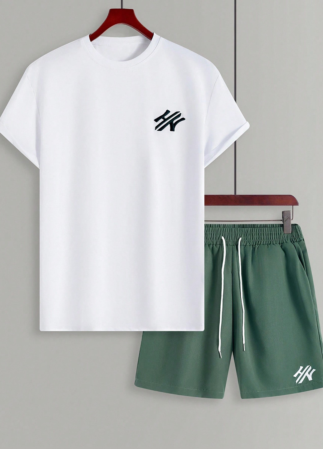 Комбінований літній комплект (футболка, шорти) SHEIN