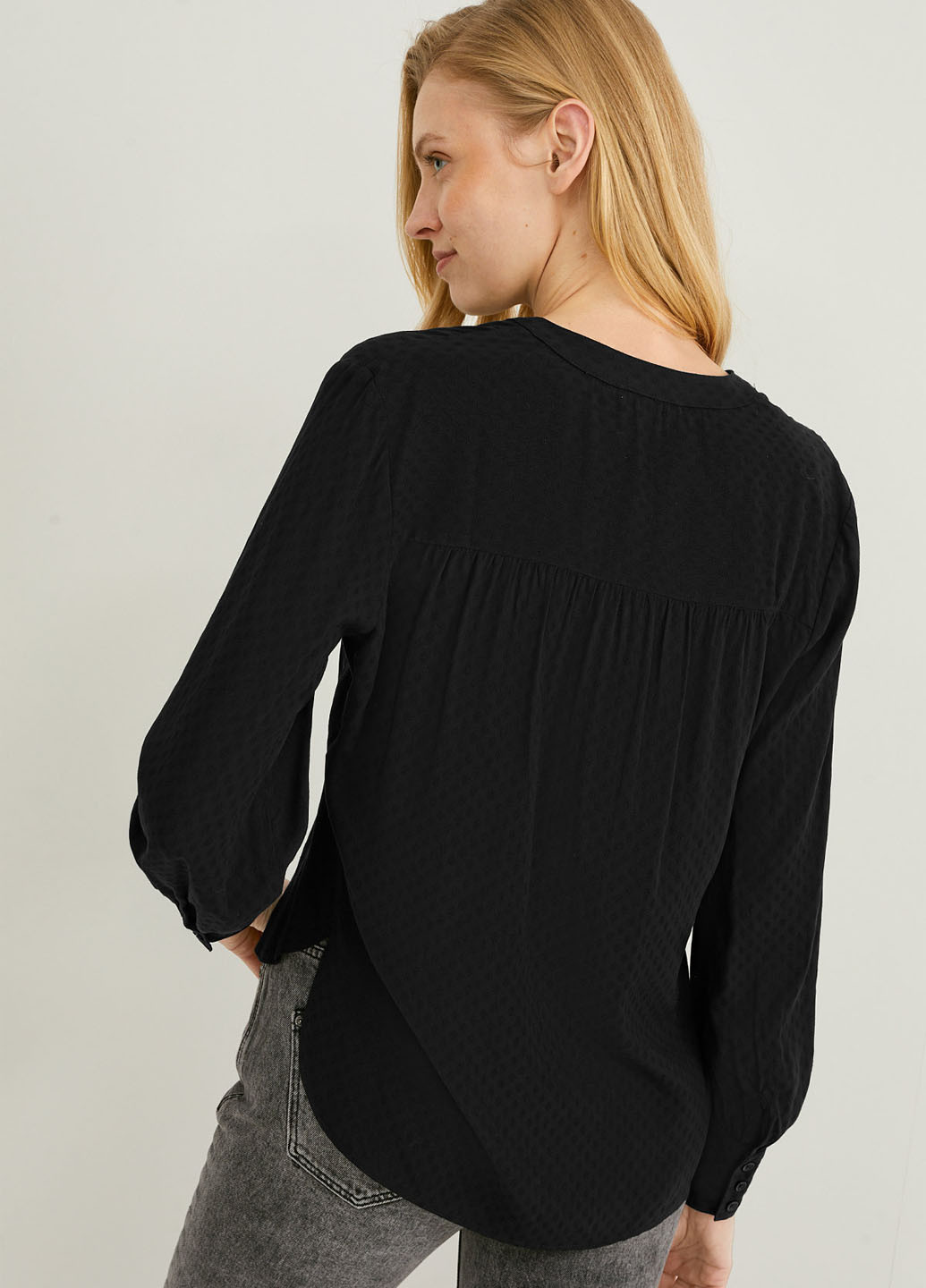 Чорна блуза C&A