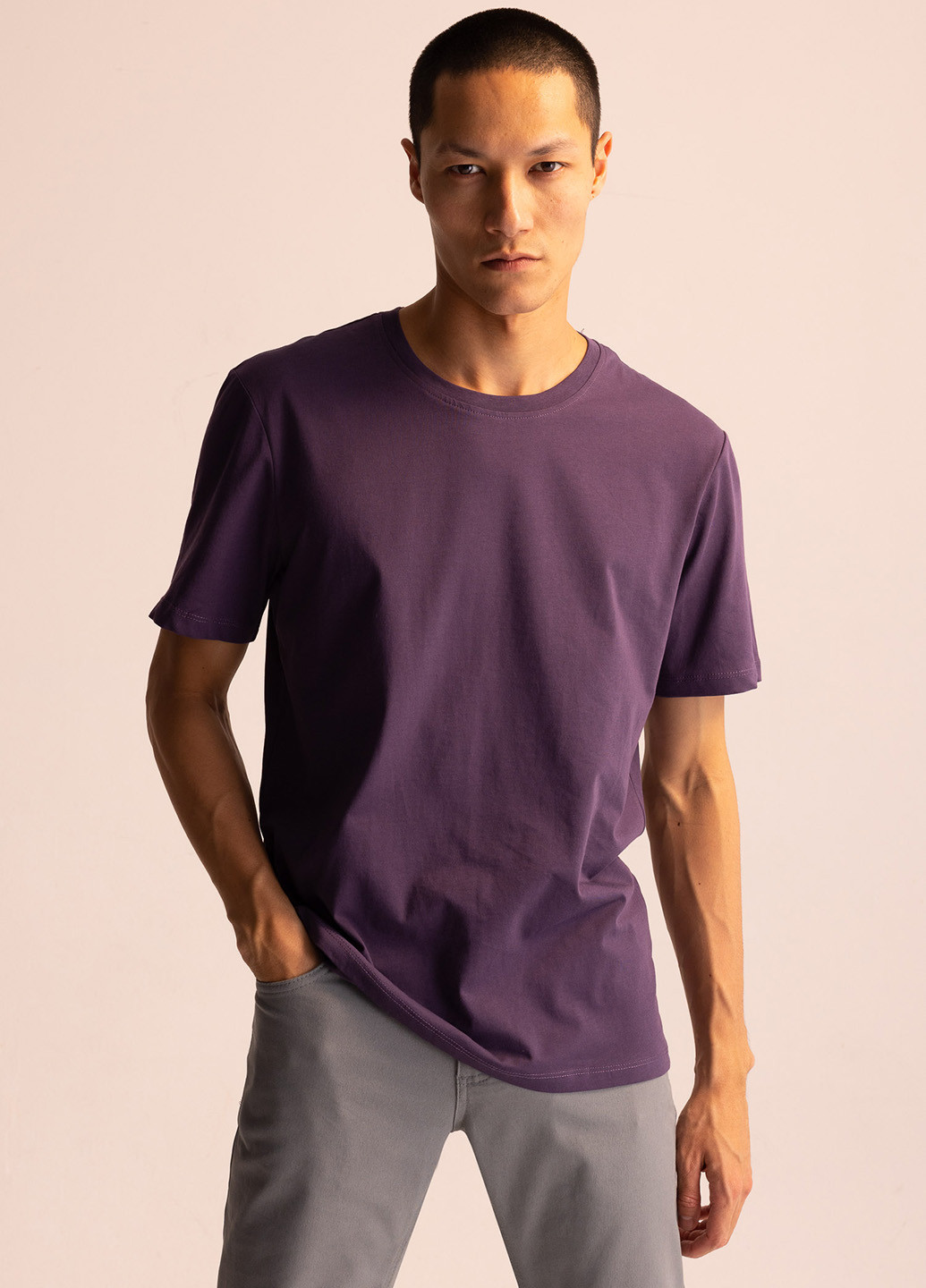 Фиолетовая футболка DeFacto