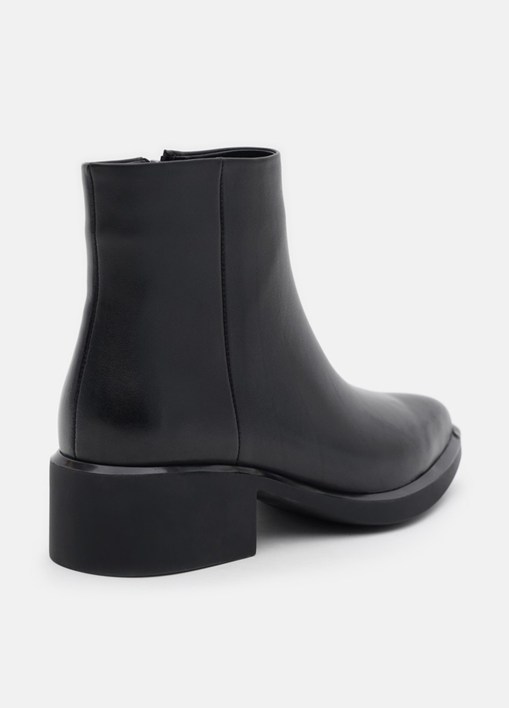 Осенние ботинки челси Blizzarini без декора