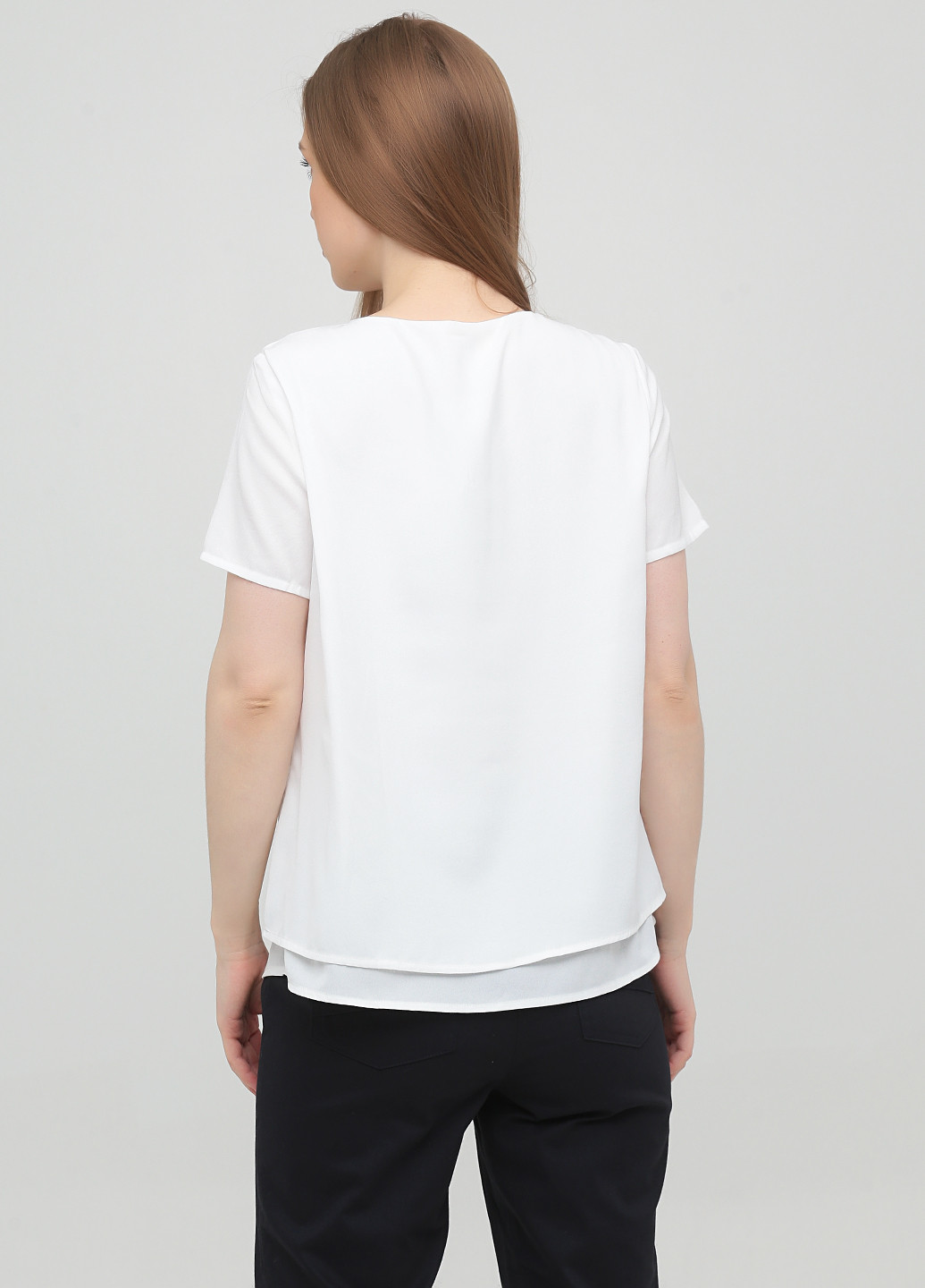 Белая летняя блуза Alessa W