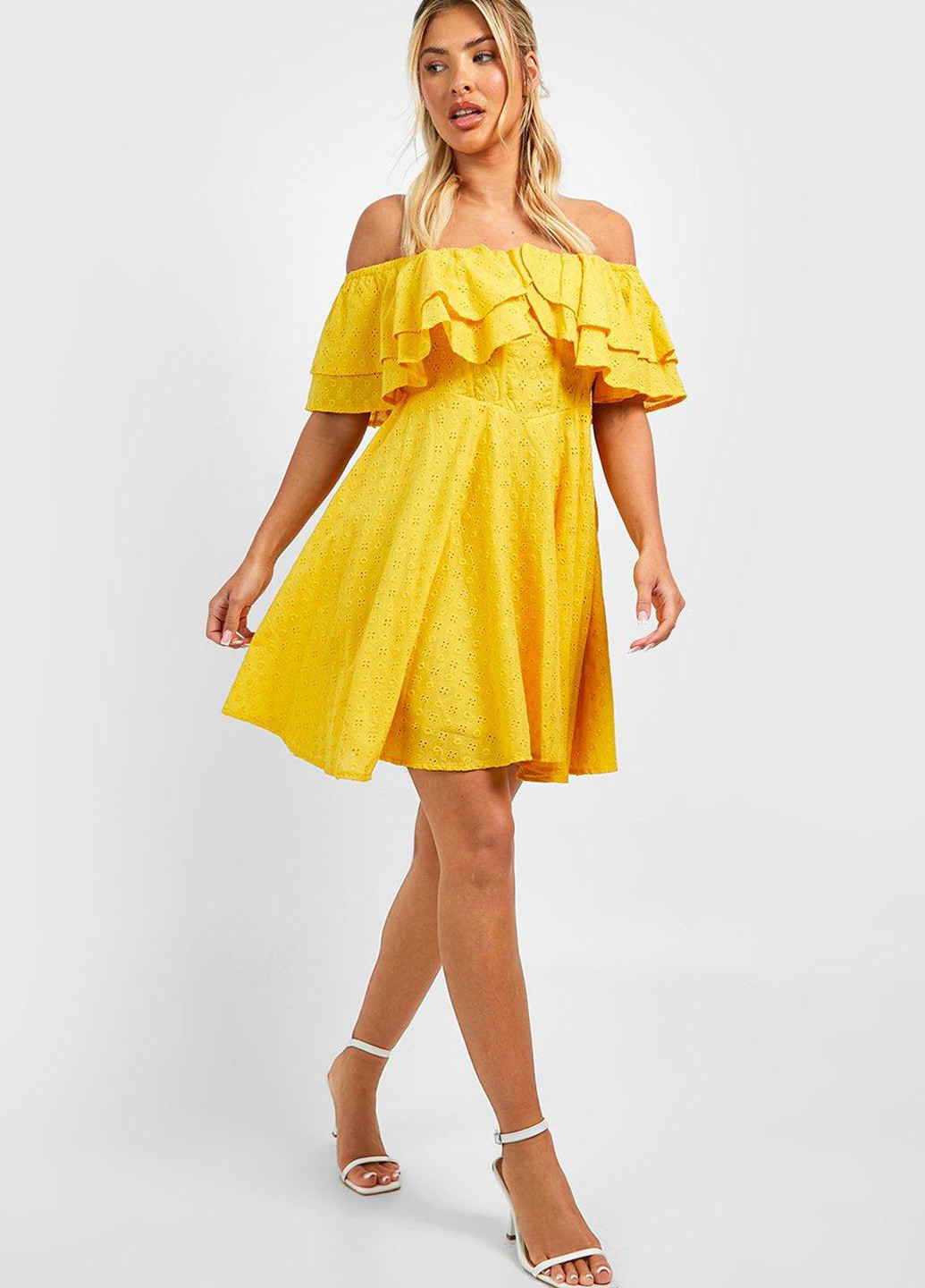 Желтое кэжуал платье клеш, с открытыми плечами Boohoo однотонное