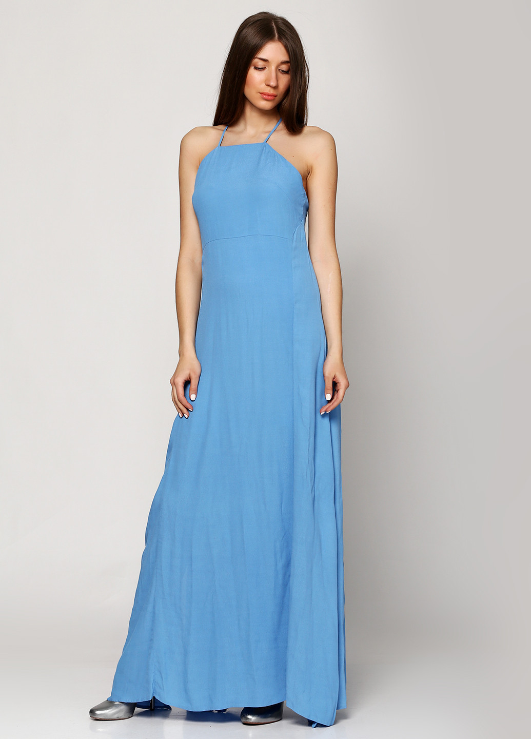 Голубое вечернее платье макси Silvian Heach однотонное