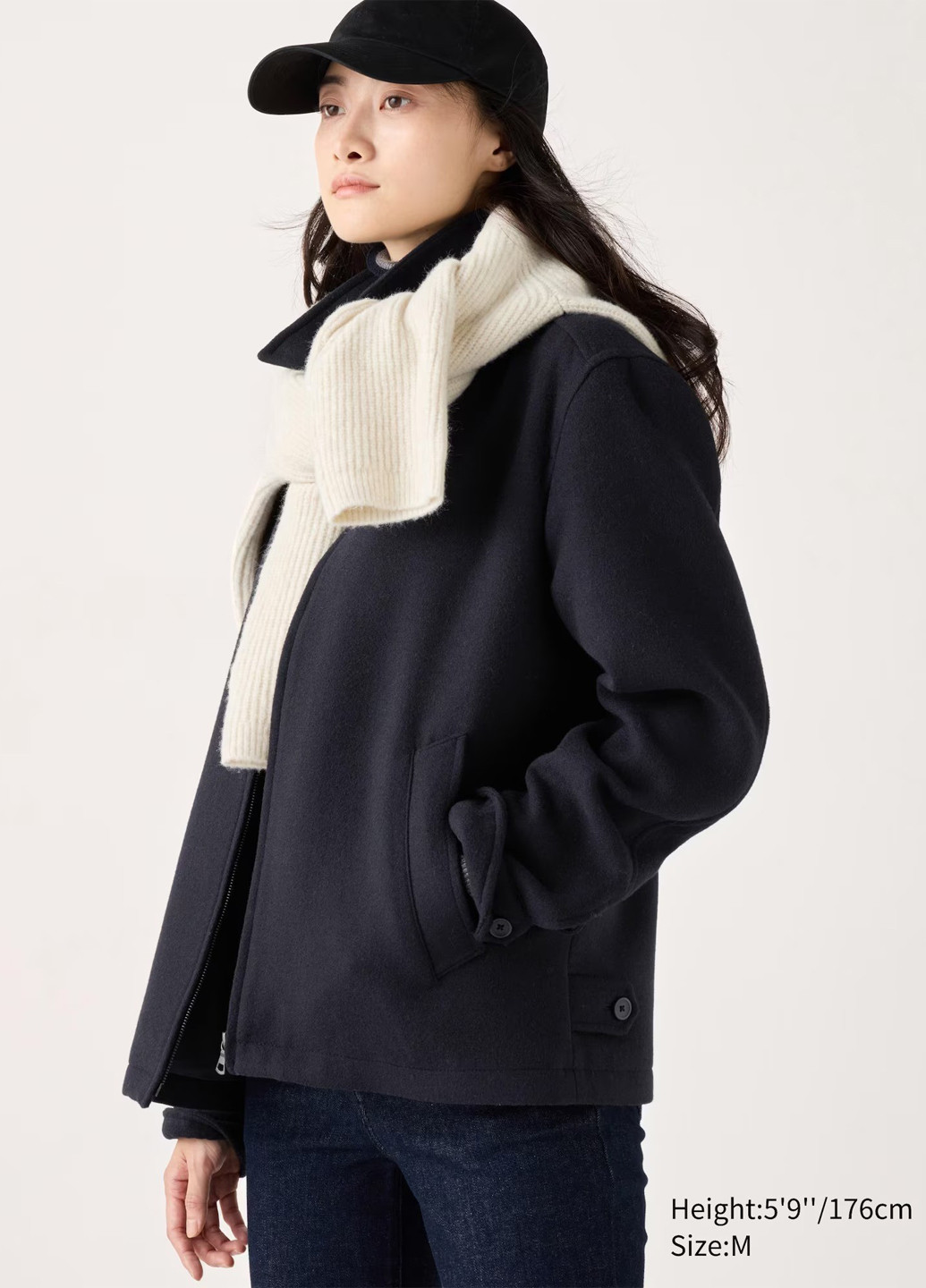 Темно-синяя демисезонная куртка куртка-пиджак Uniqlo