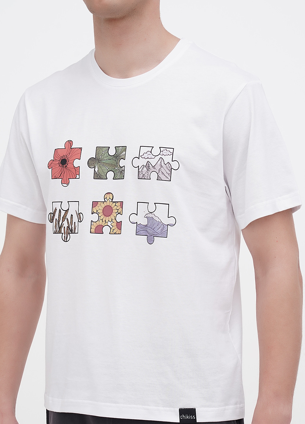 Белая футболка Chikiss