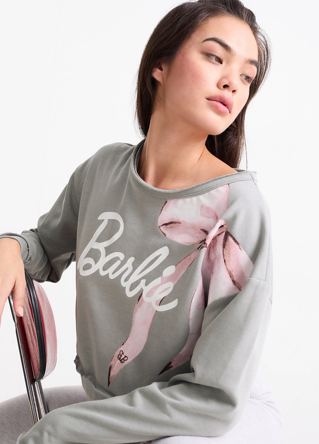 Сірий світшот C&A напис без декору (352073433)