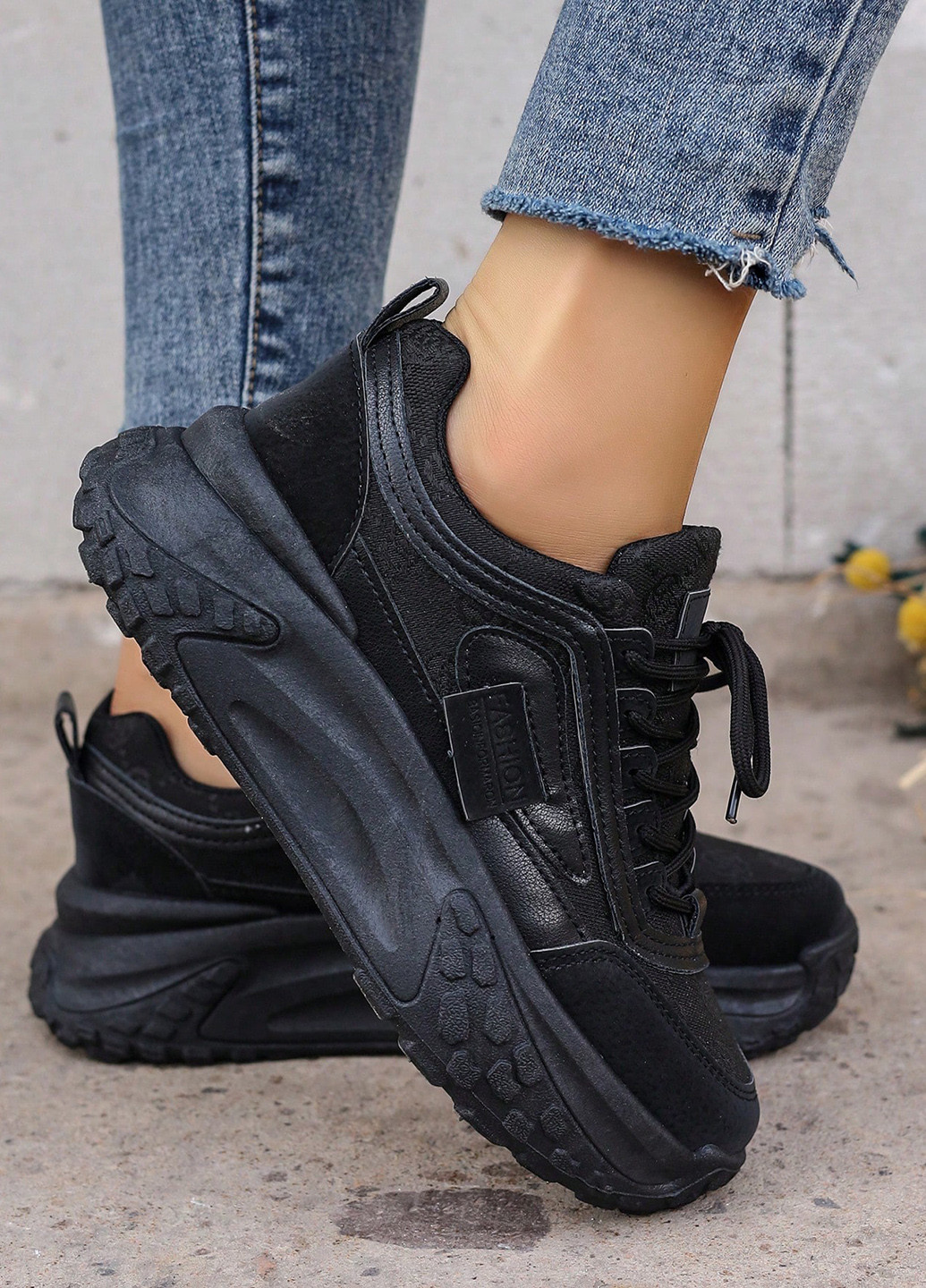 Кроссовки SHEIN чёрные демисезоны (339506987)