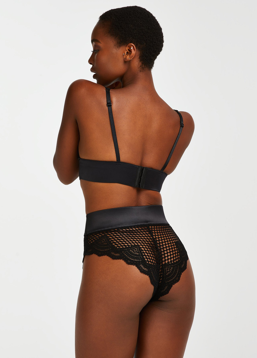 Чорний тріенджел бюстгальтер Hunkemoller без кісточок поліамід