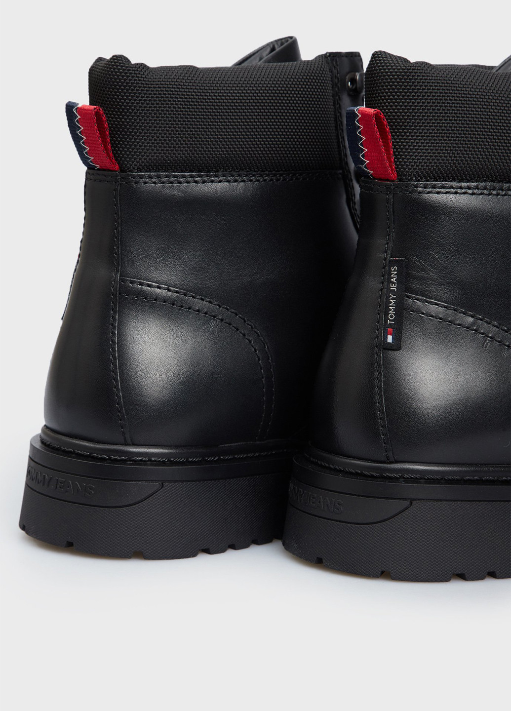 Черные осенние ботинки тимберленды Tommy Jeans