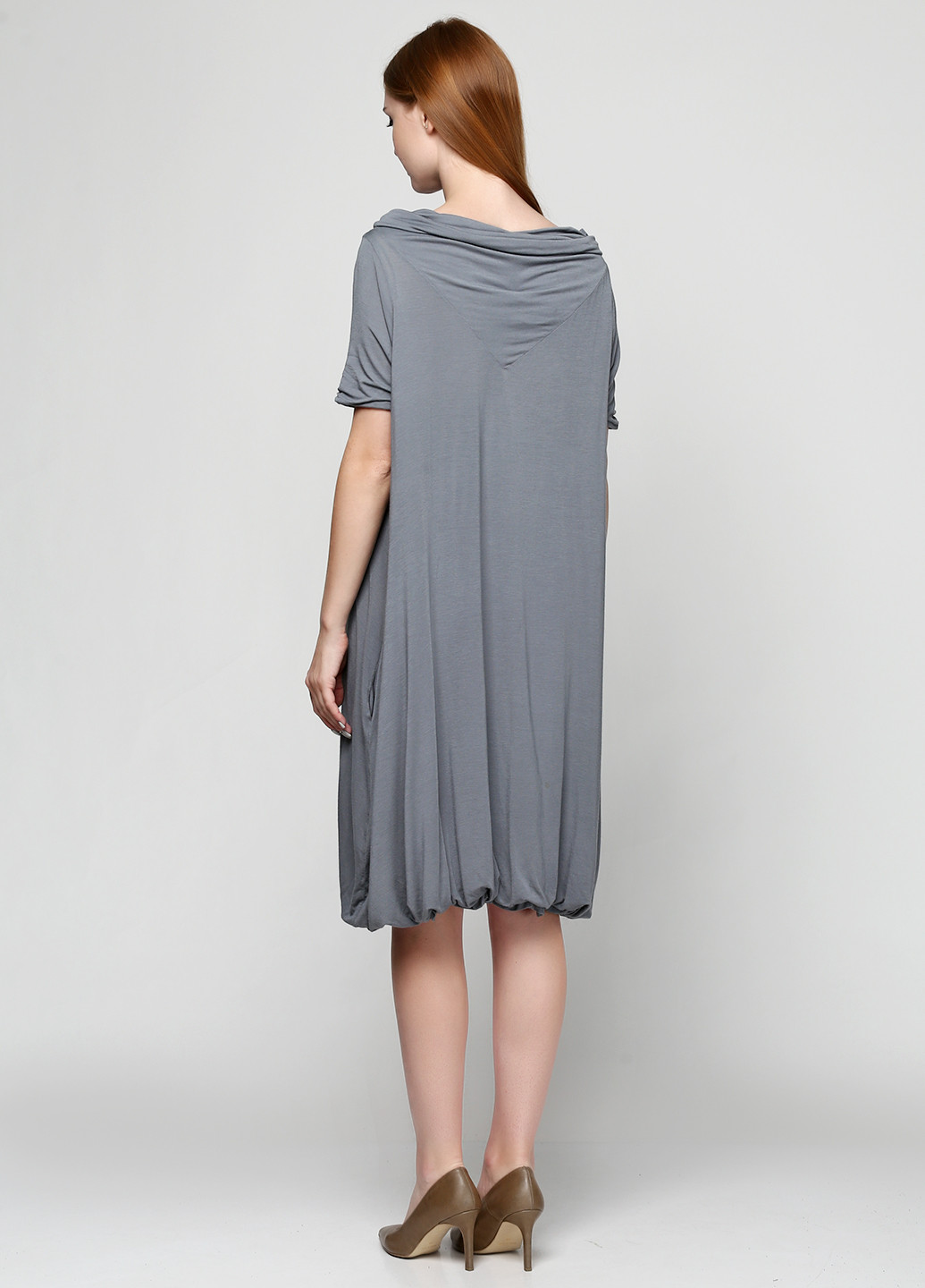 Серое кэжуал платье Oblique однотонное