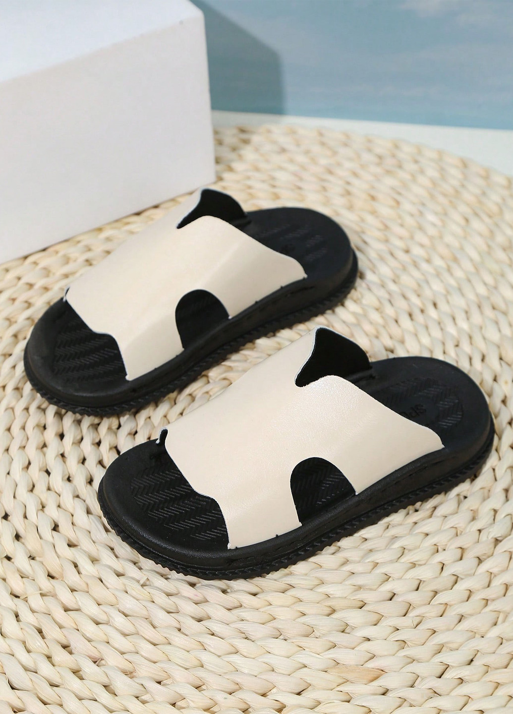 Черно-белые кэжуал тапочки SHEIN