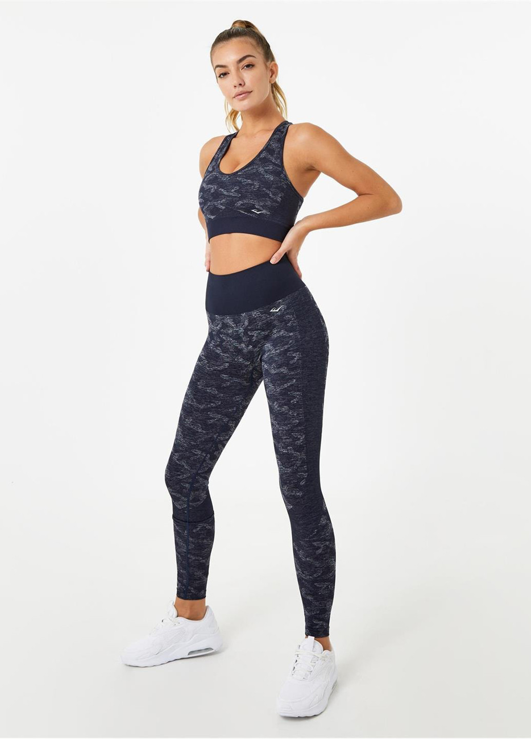 Топ Everlast (297641459)