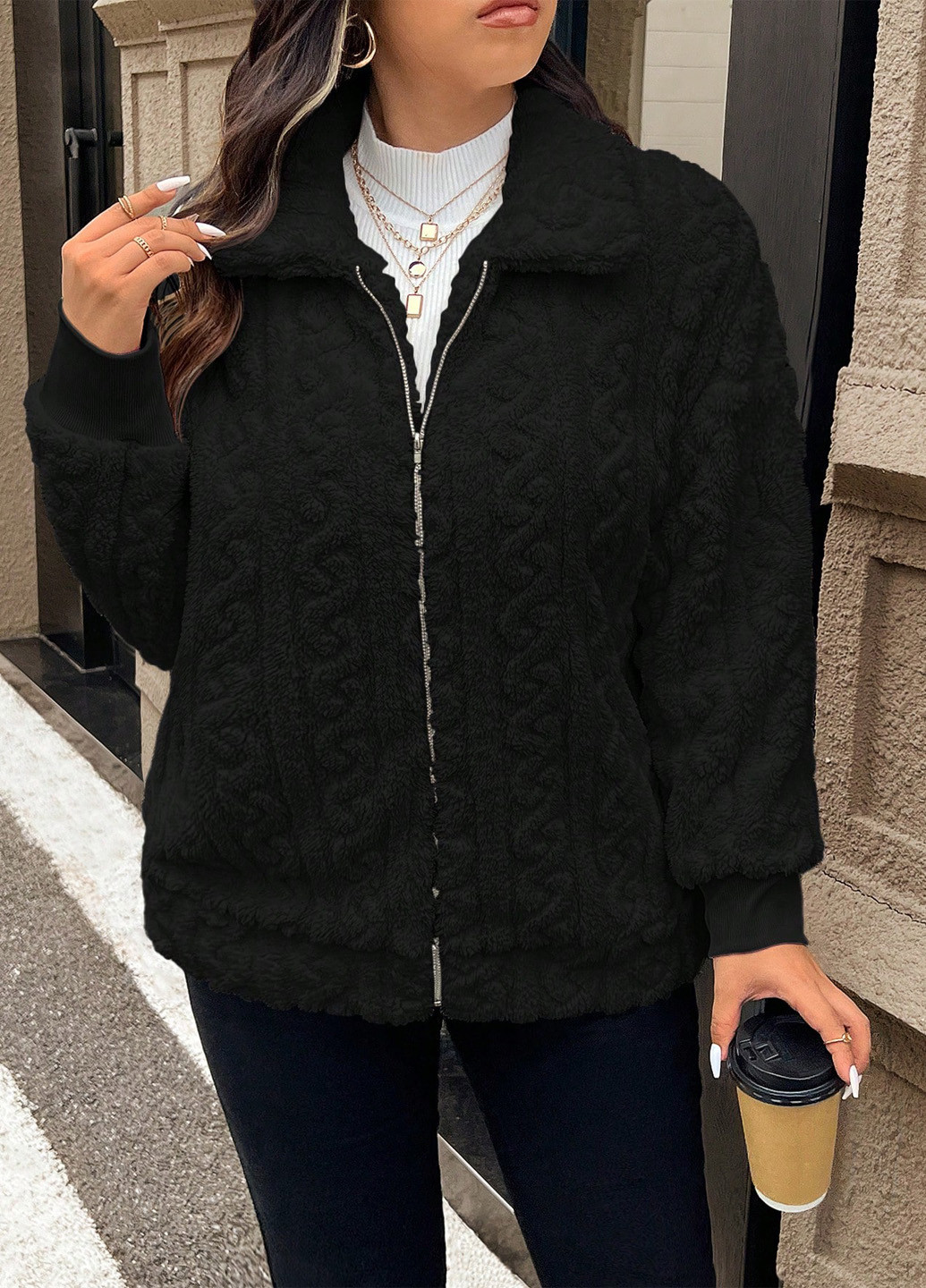 Черная демисезонная куртка SHEIN