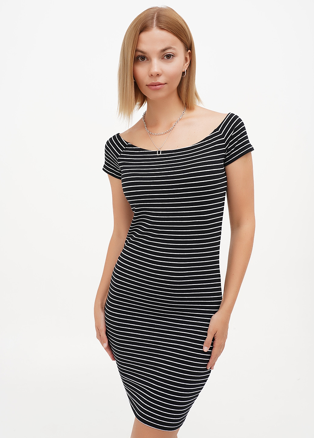 Черно-белое кэжуал платье силуэтная Terranova в полоску