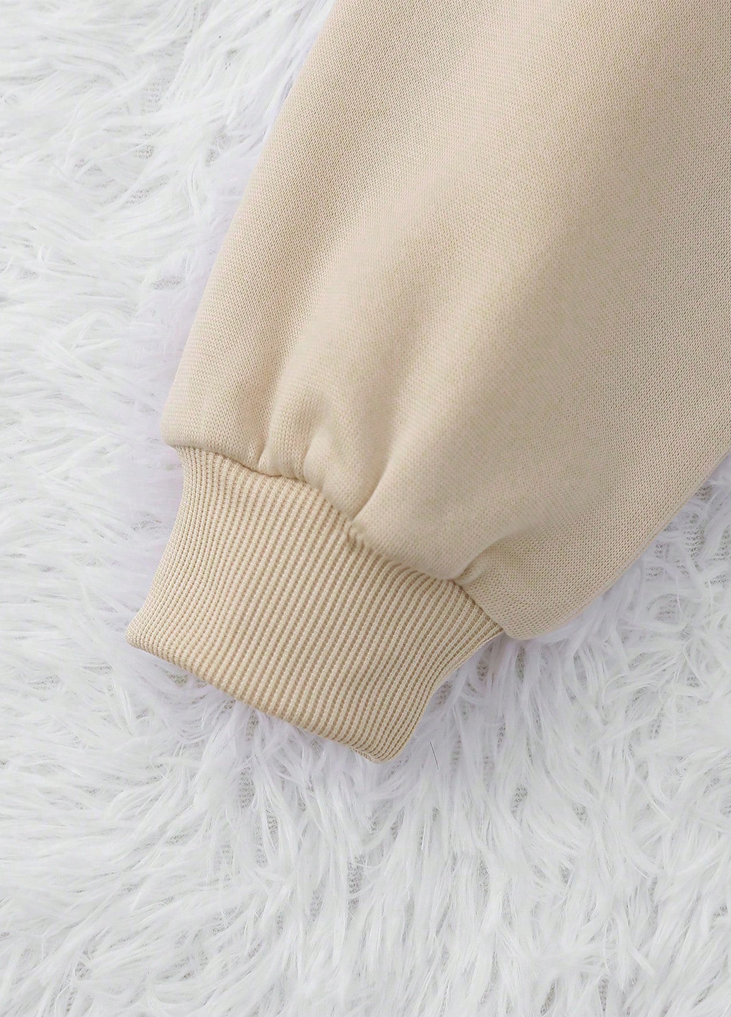 Бежевый свитшот SHEIN новогодний без декора (353322743)